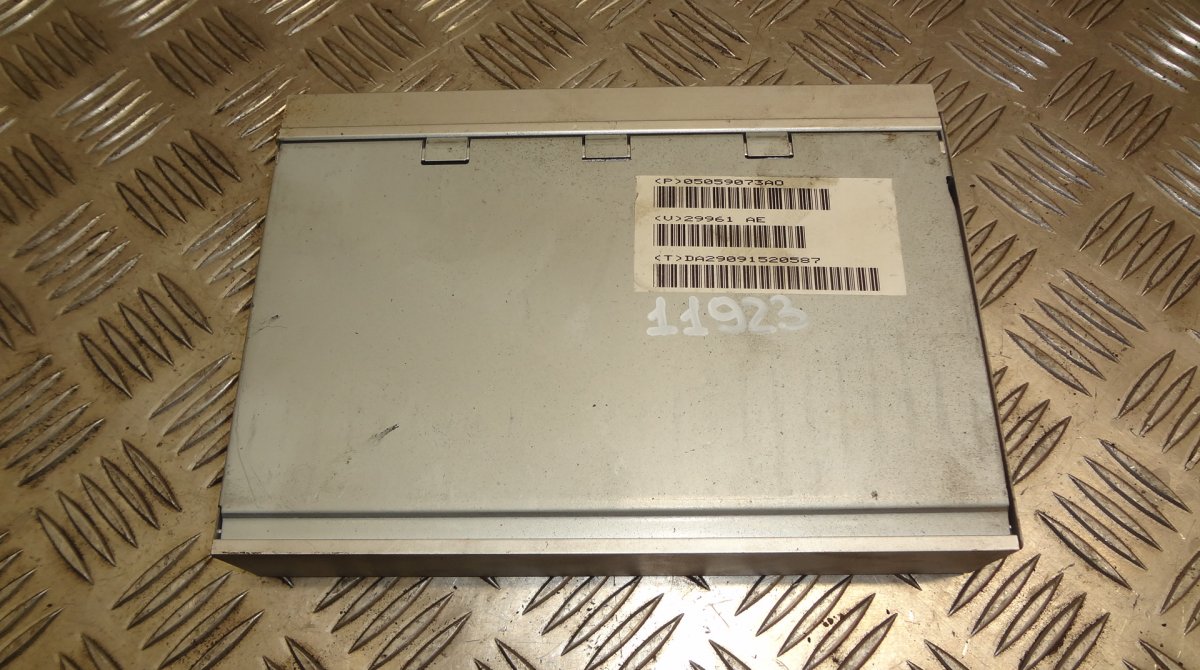 Jeep Grand Cherokee (WJ) Audio amplifier Audio amplifier — JEEP GRAND CHEROKEE III (WH) ...