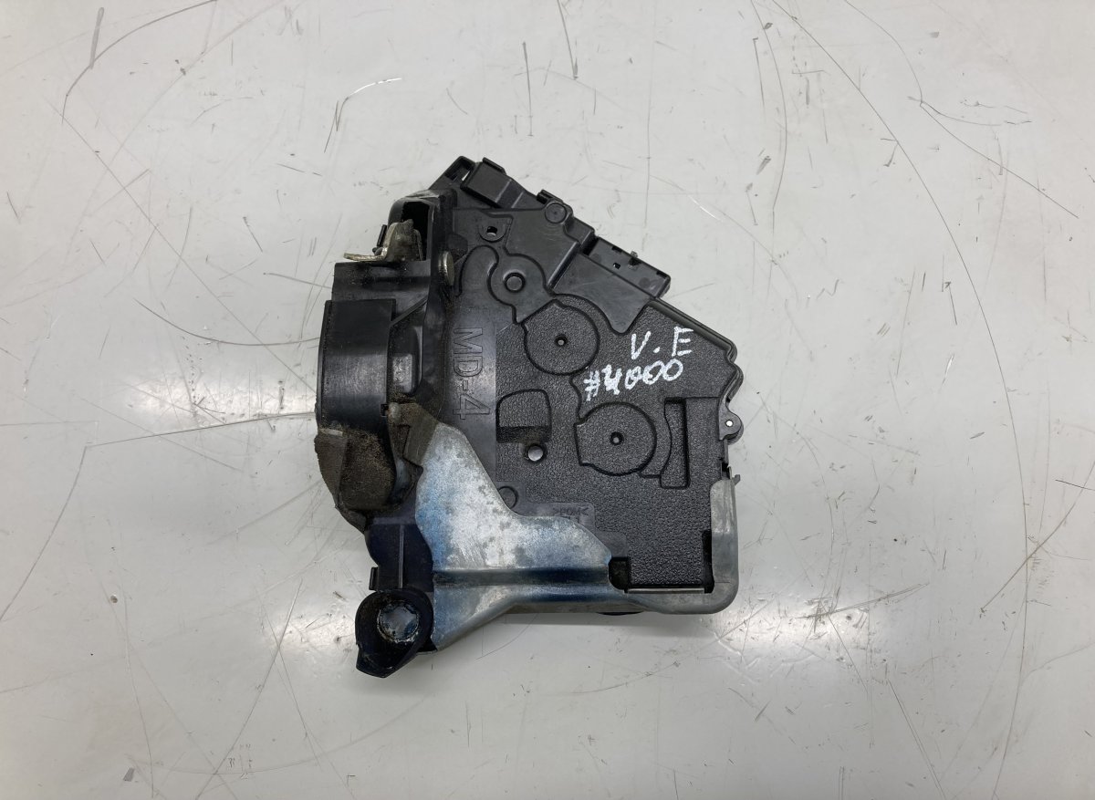 Lexus GS Door lock — front left Door lock — front left — LEXUS GS III (2005-201...