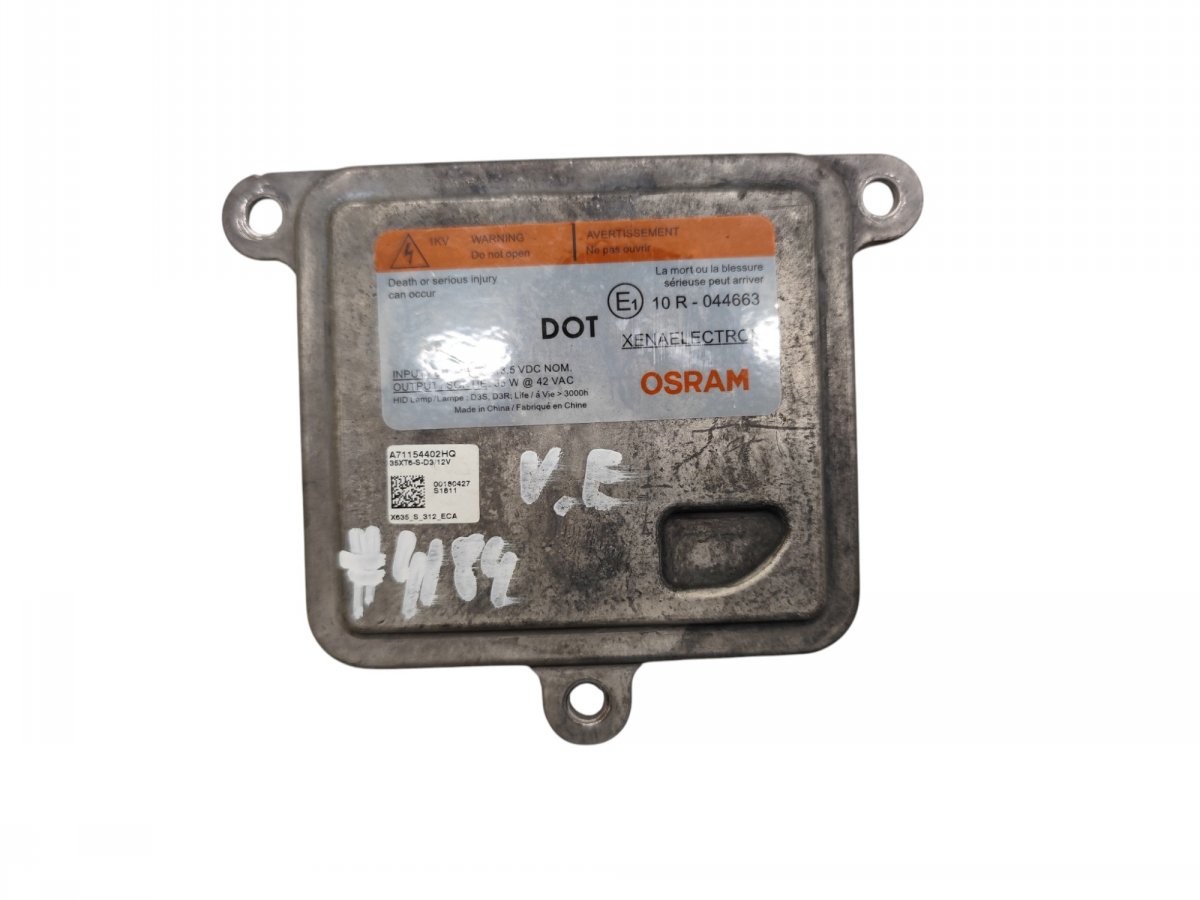 Land Rover Discovery Sport Xenon control unit — left