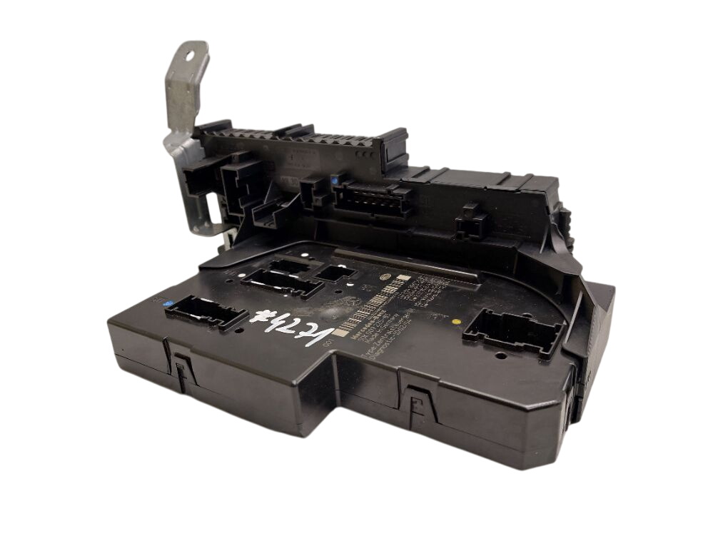 Mercedes-Benz A (W169) Fuse box Fuse box — MERCEDES-BENZ C-CLASS (W204) (2007-2...