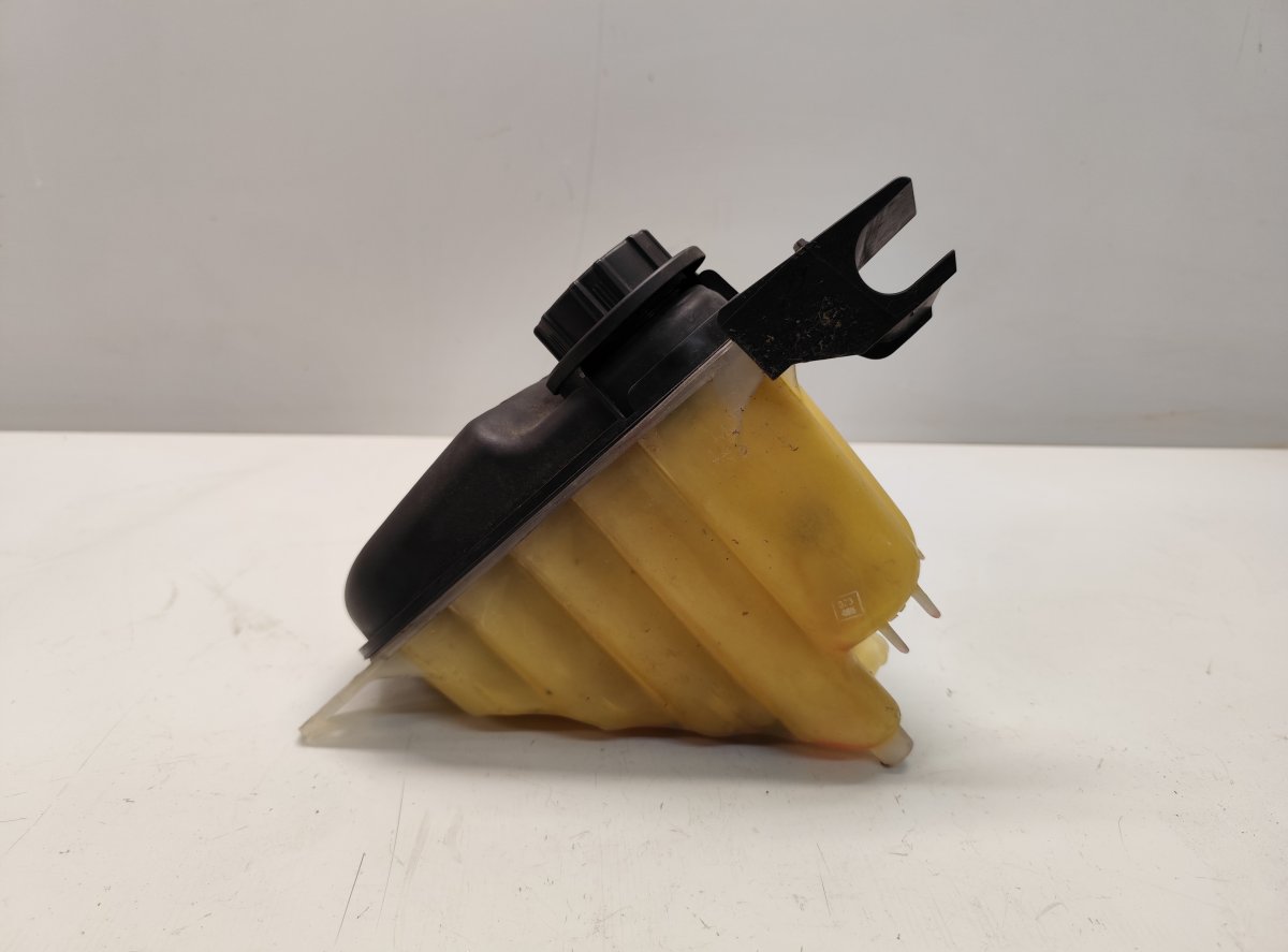 Jaguar XJ Expansion Tank Expansion tank — JAGUAR XJ (X351) (2009-2019) —...