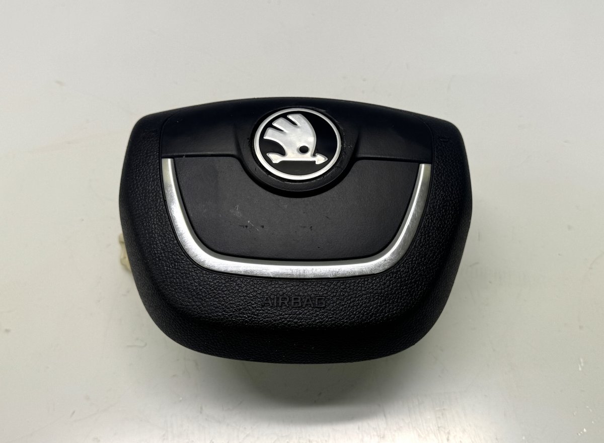 Skoda Superb (3T) Steering Wheel Airbag Steering wheel airbag — SKODA SUPERB II (3T4, 3...