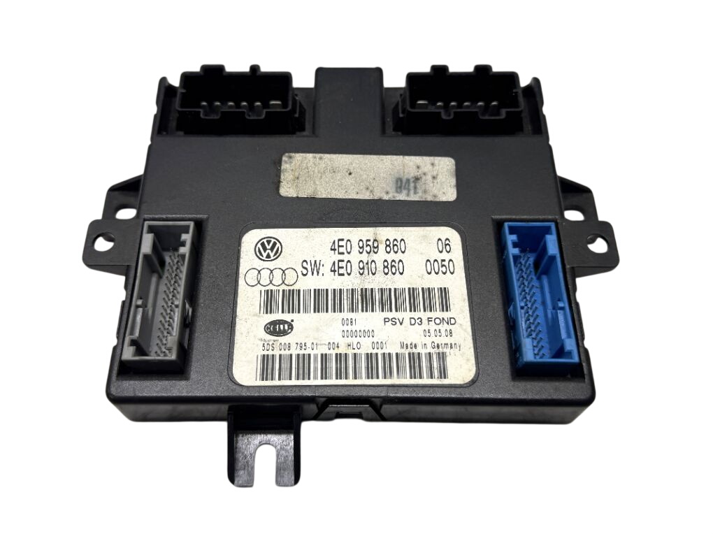 Audi A8 (D3) Comfort control module (CCM) Comfort control module (CCM) — AUDI A8 (4E) (20...