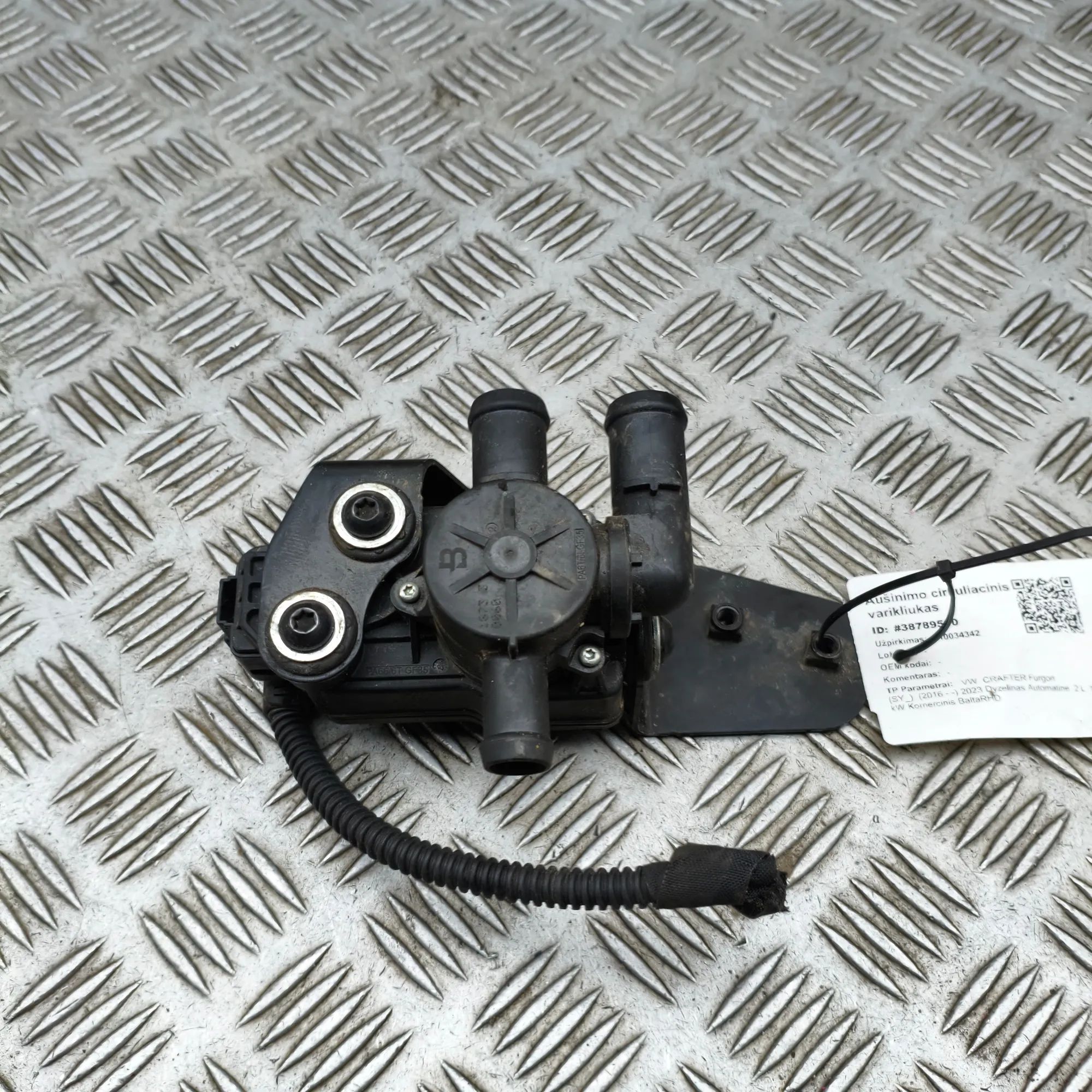 Volkswagen Crafter Coolant valve Coolant valve — VW CRAFTER (Van SY_) (2016-...)...