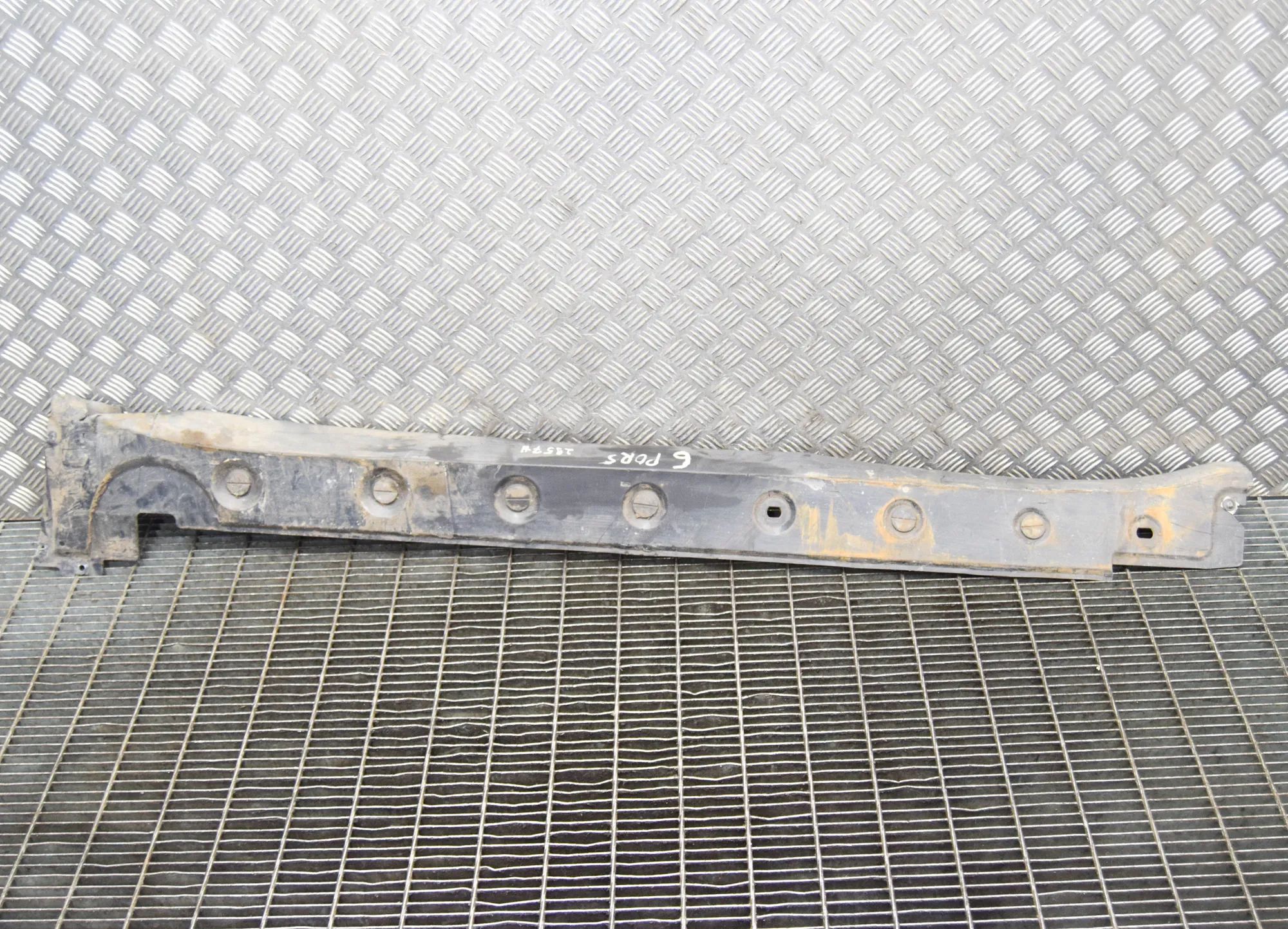 Porsche 911 (991) Right Side Plastic Sideskirt Cover Right Side Plastic Sideskirt Cover — PORSCHE 91...