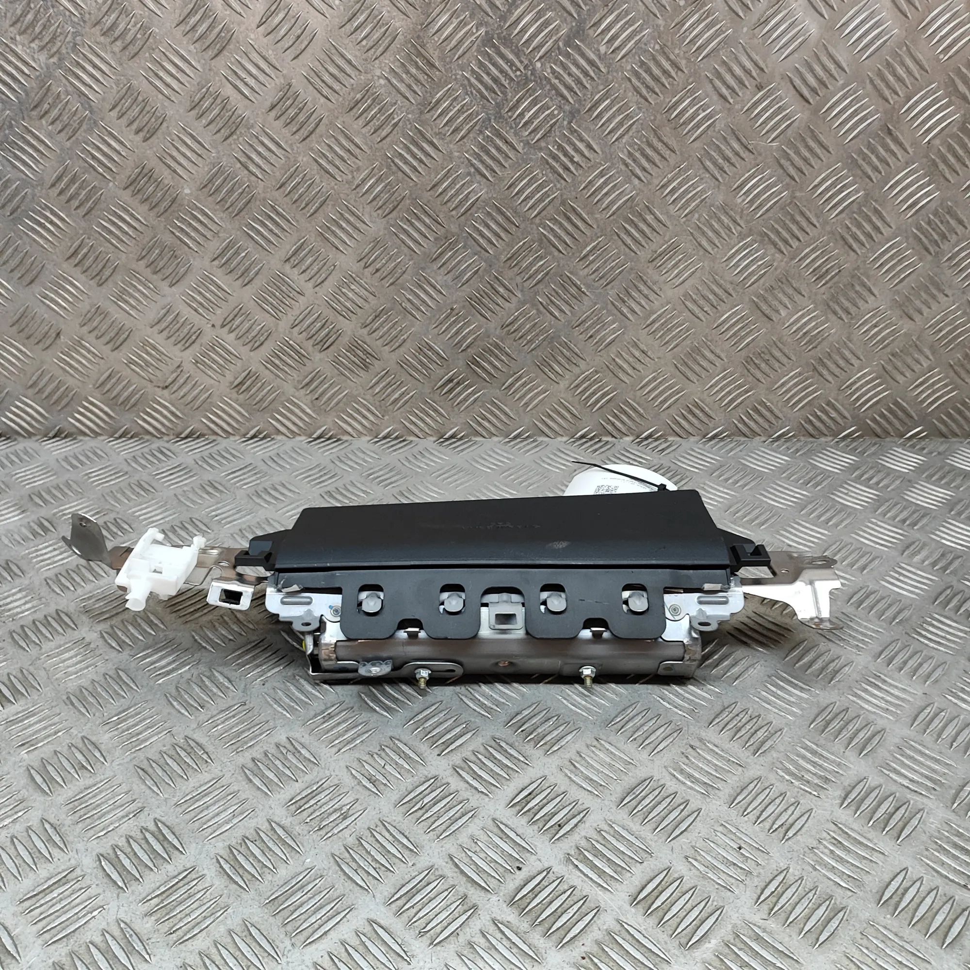 Lexus GS Knee Safety Bag SRS Knee Safety Bag SRS — LEXUS GS (_L1_) (2011-......