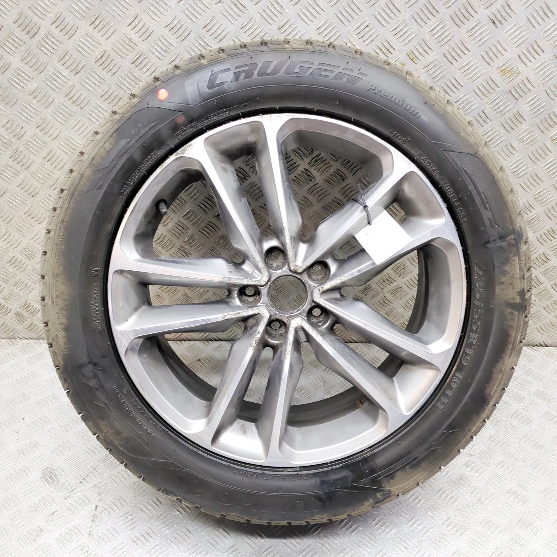 Hyundai Santa Fe Spare Wheel Space Saver Spare Wheel Space Saver — HYUNDAI SANTA (FÉ III...
