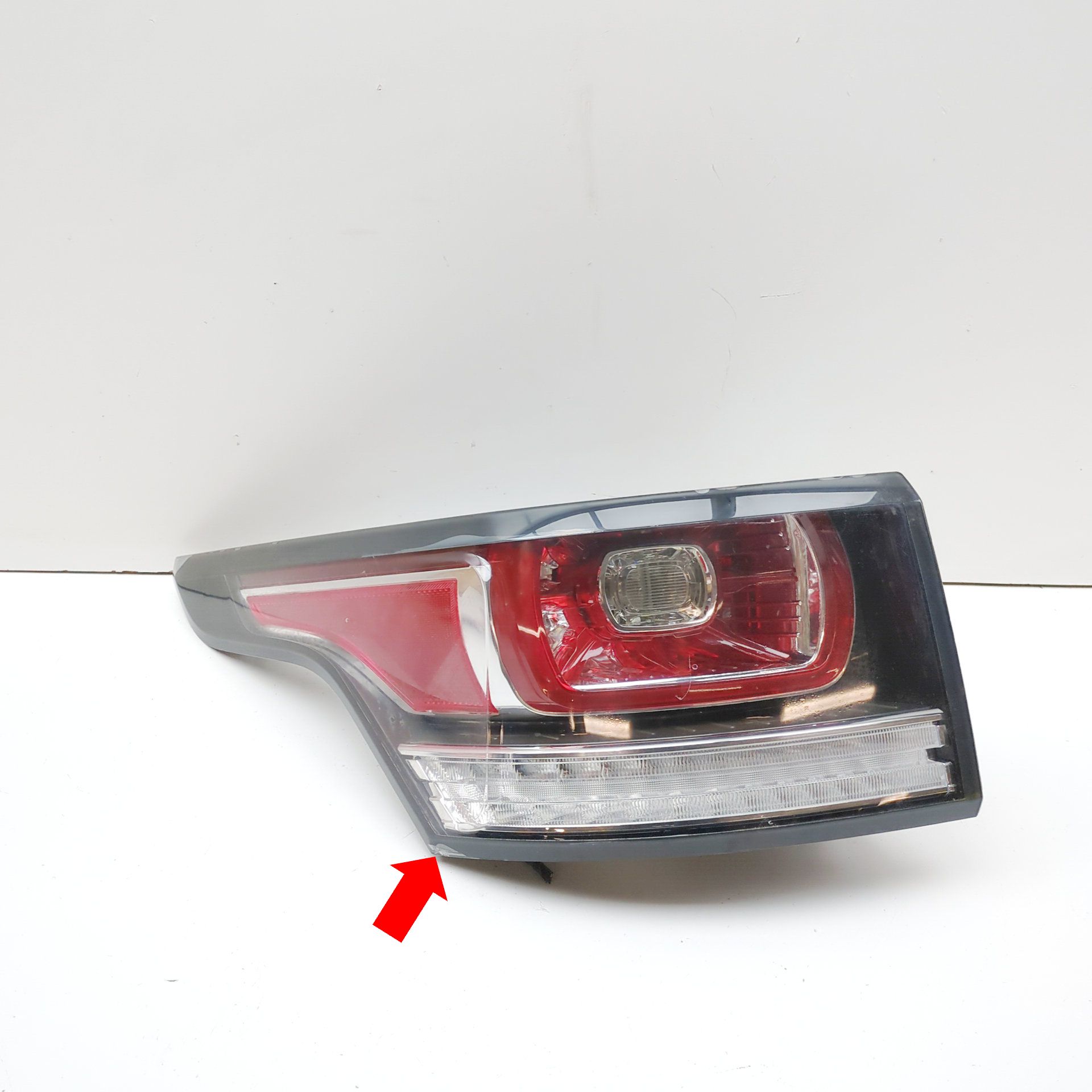 Land Rover Range Rover Sport (L494) Rear Left Tail Light Rear Left Tail Light — LAND ROVER RANGE ROVER S...