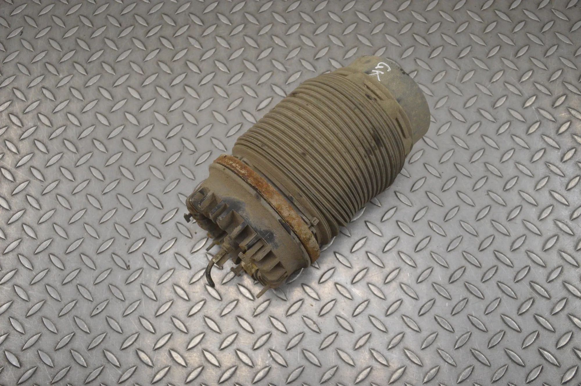 Dodge Ram Rear Left Air Suspension Spring Bag Rear Left Air Suspension Spring Bag — DODGE RAM...