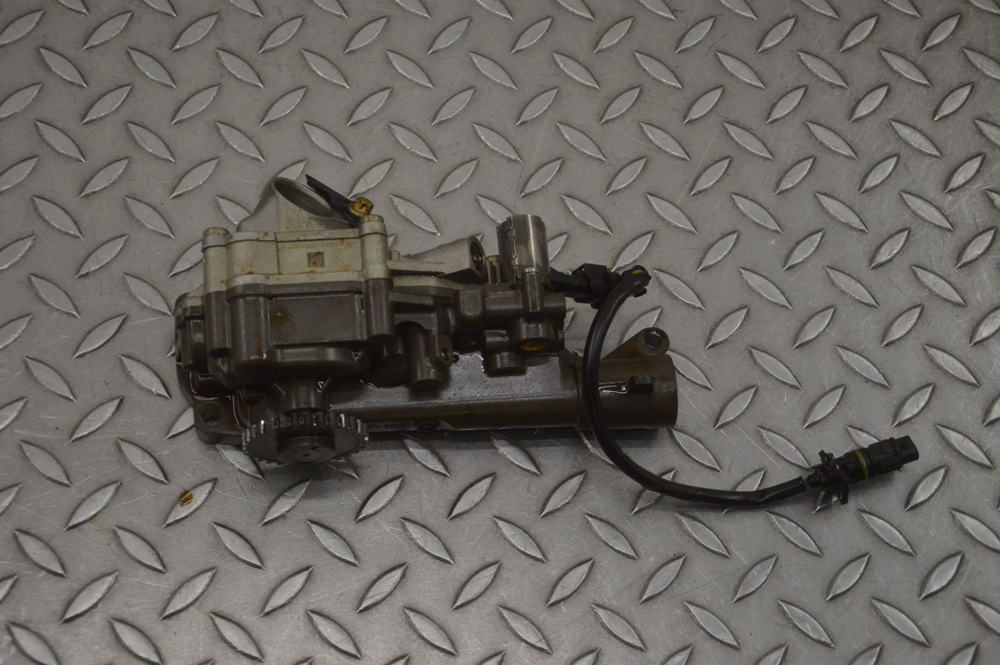 Mercedes-Benz CLA (C117) Oil Pump Oil pump — MERCEDES BENZ CLA (Coupe C117) (2012...