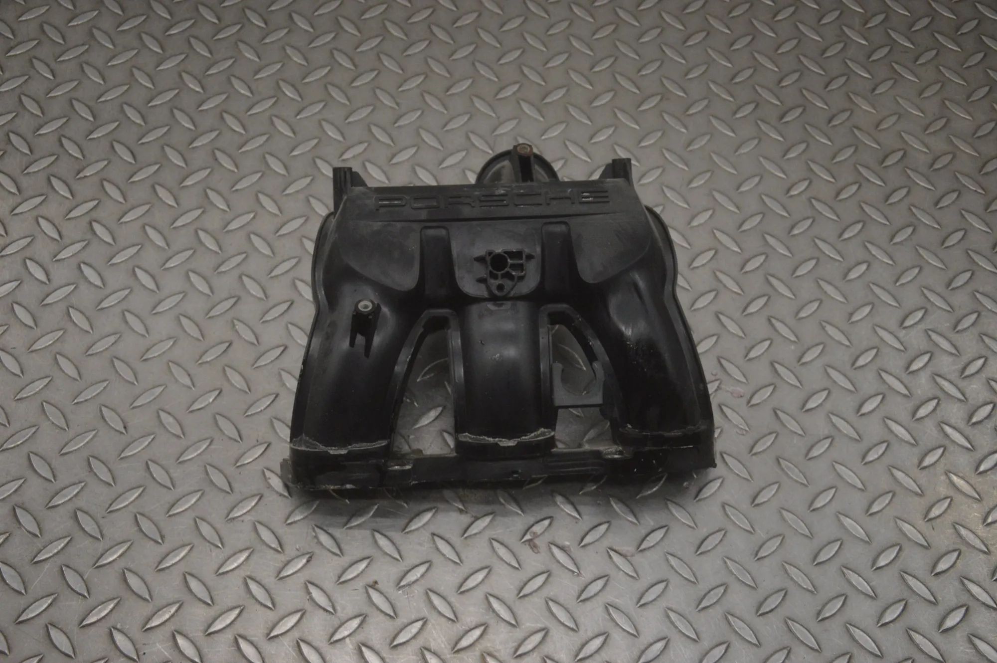 Porsche 911 (991) sisselaskekollektor Intake Manifold — PORSCHE 911 (991) (2011-2020)...