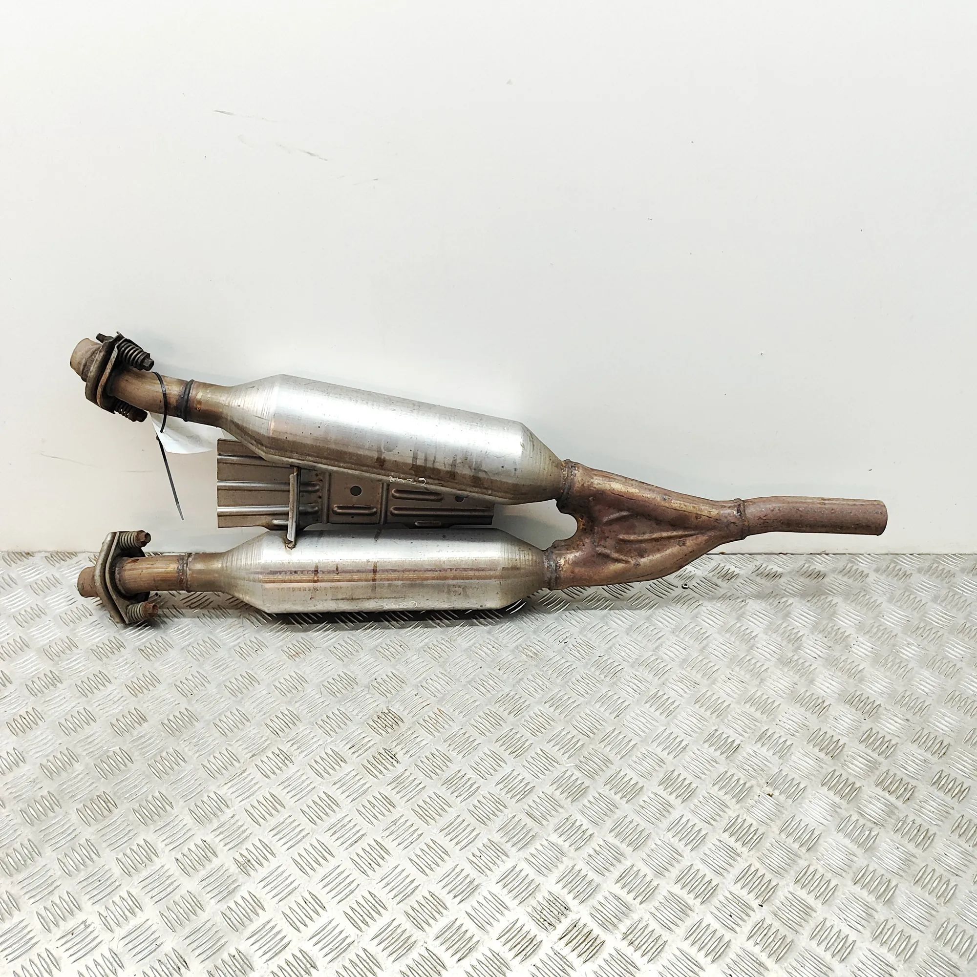 Lexus GS катализатор Catalytic converter — LEXUS GS (_L1_) (2011-......