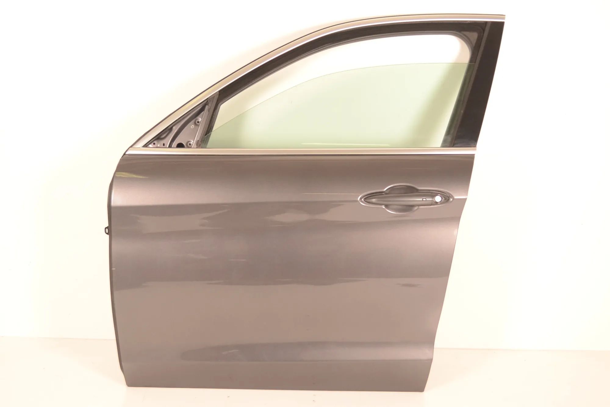 Alfa-Romeo Stelvio Door — front left Door — front left — ALFA ROMEO STELVIO (949_) (...
