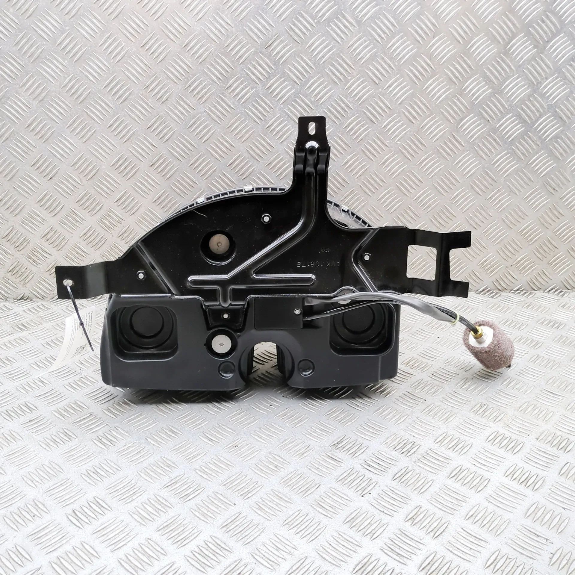 Land Rover Range Rover Sport (L494) Air Suspension Compressor Air suspension compressor — LAND ROVER RANGE RO...