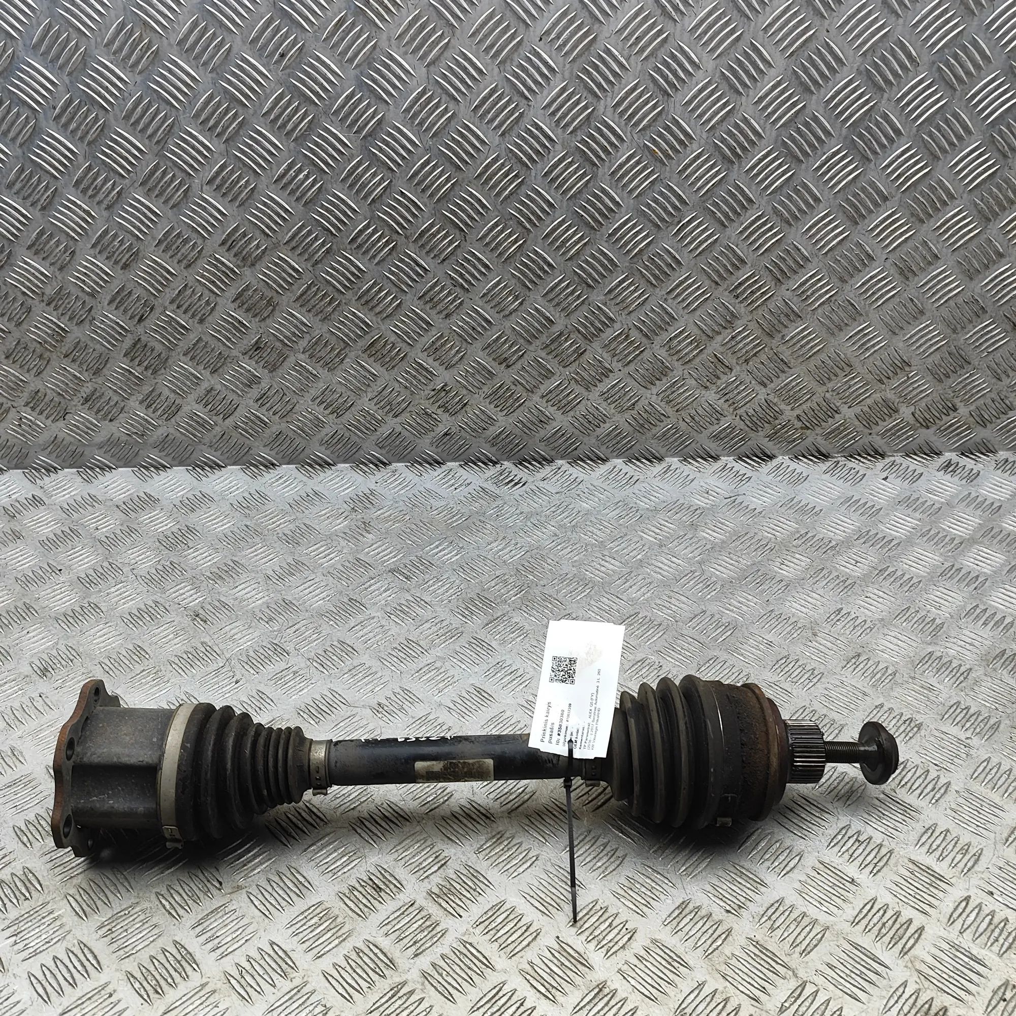 Audi Q5 (8R) Front Left Driveshaft Front Left Driveshaft — AUDI Q5 (FY) (2016-...)...