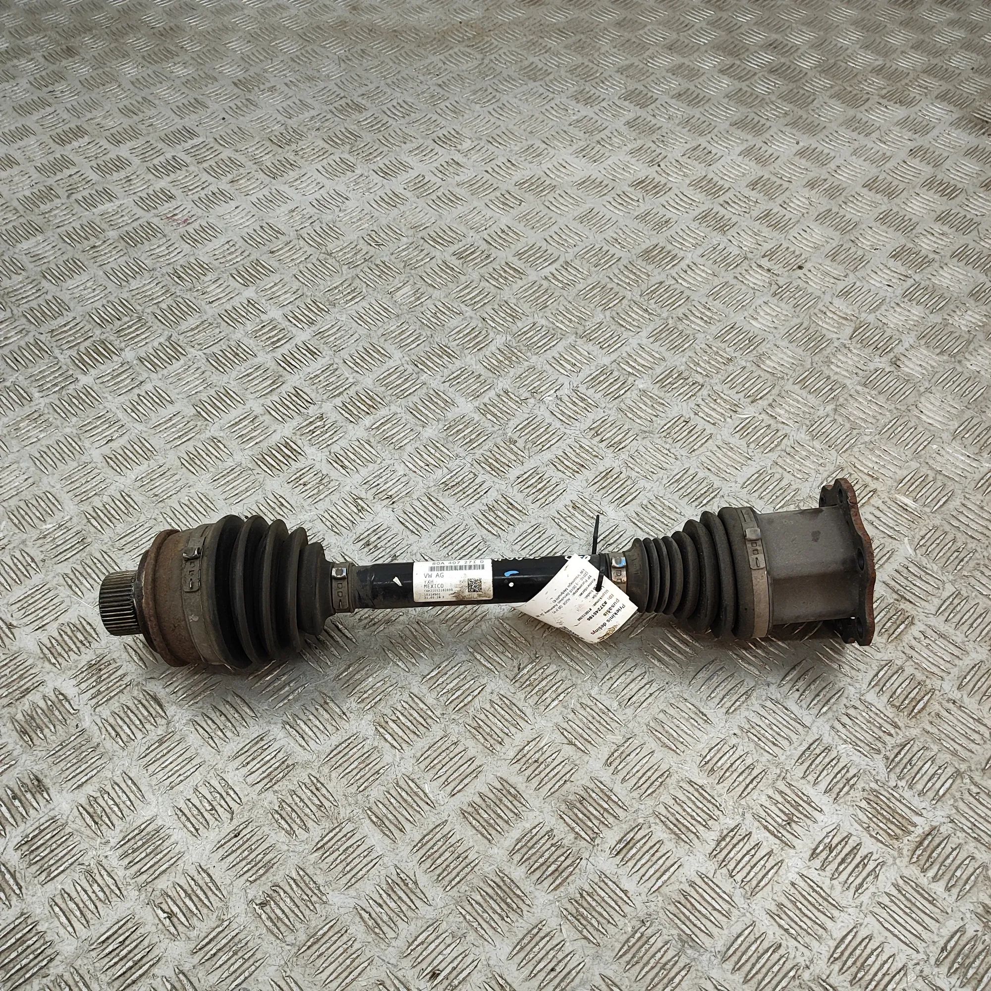 Audi Q5 (FY) Front Right Driveshaft Front Right Driveshaft — AUDI Q5 (FY) (2016-......