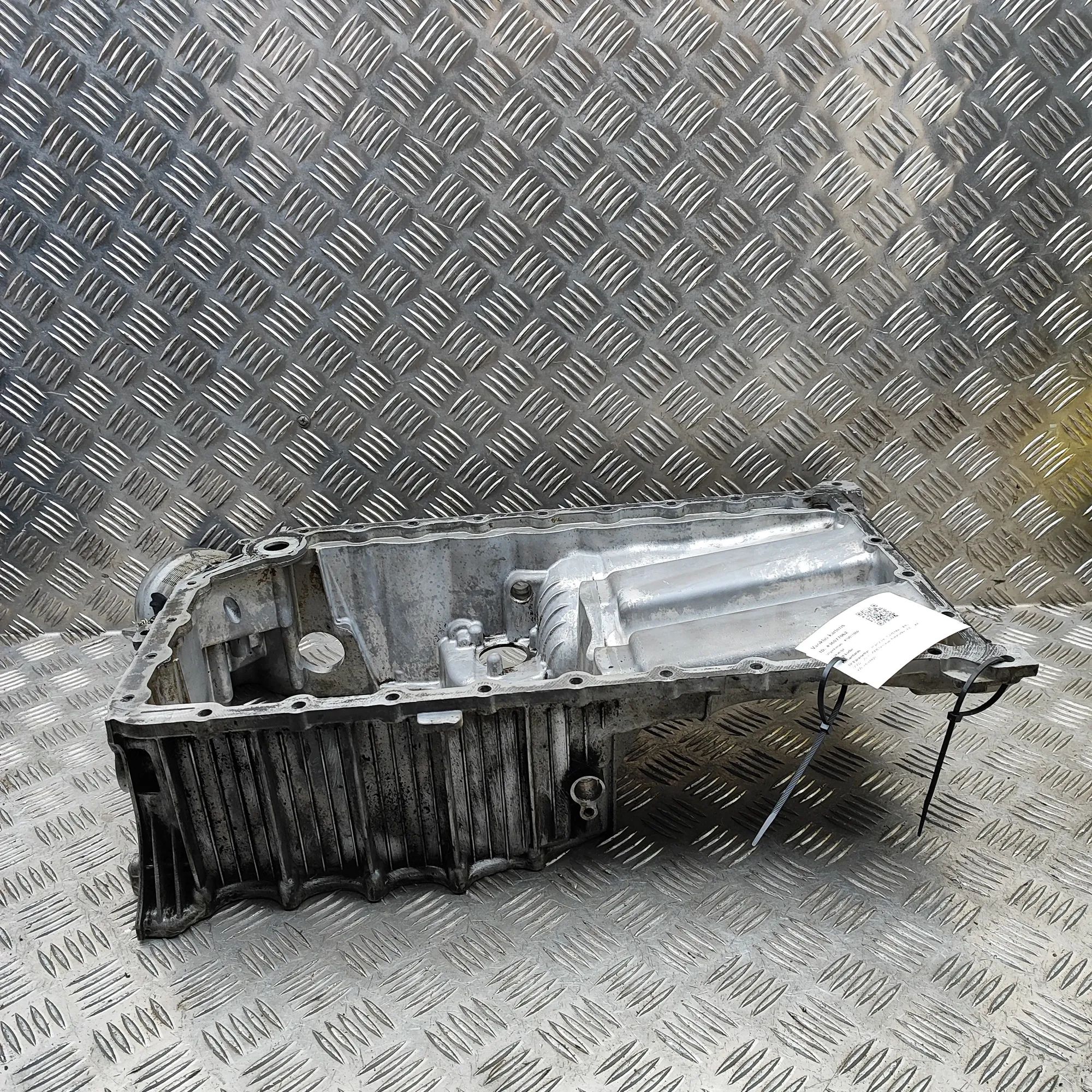 Porsche Cayenne Engine Oil Pan Engine Oil Pan — PORSCHE CAYENNE (9PA) (2002-20...