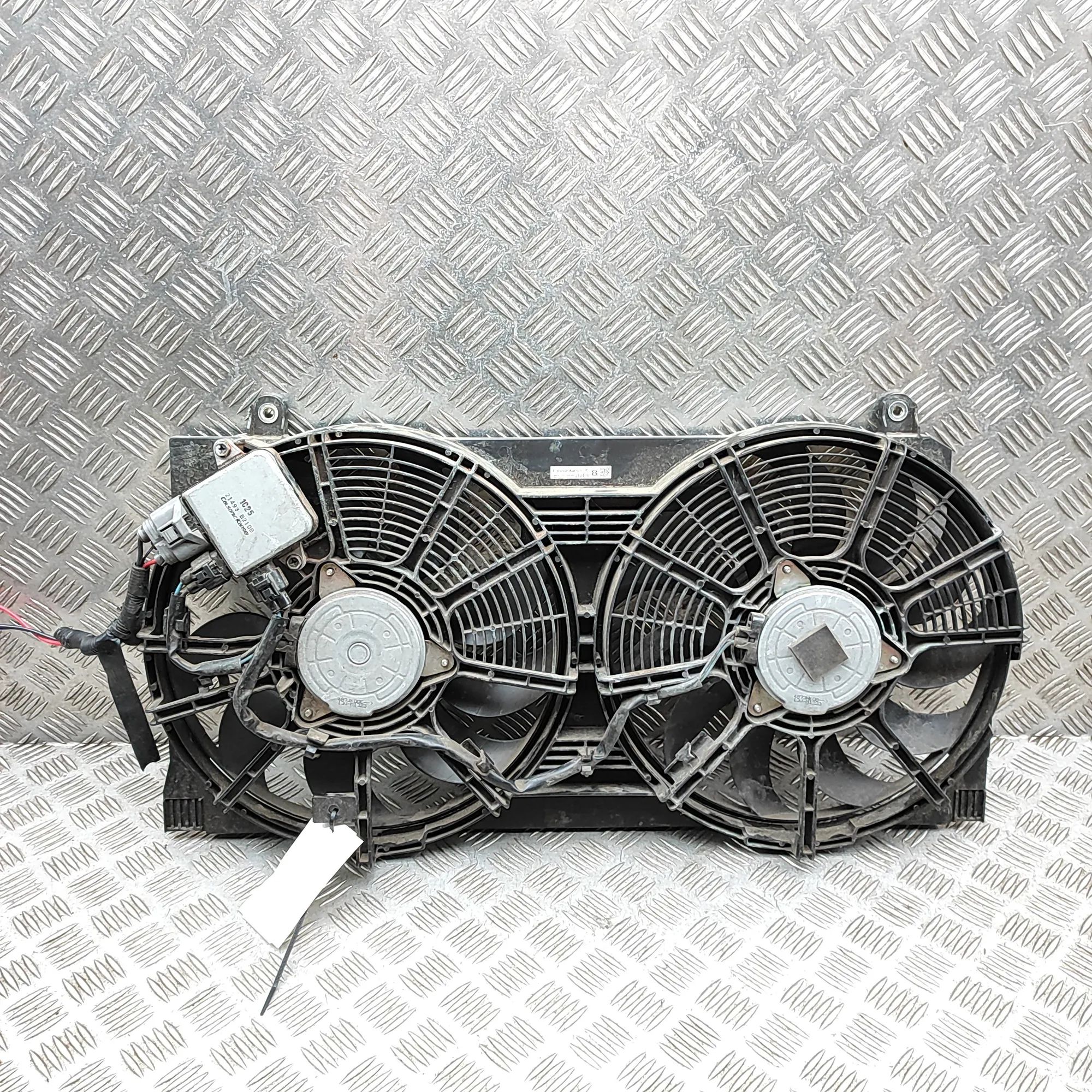Nissan Leaf Engine Cooling Fan Shroud Engine Cooling Fan Shroud — NISSAN LEAF (ZE1) (...