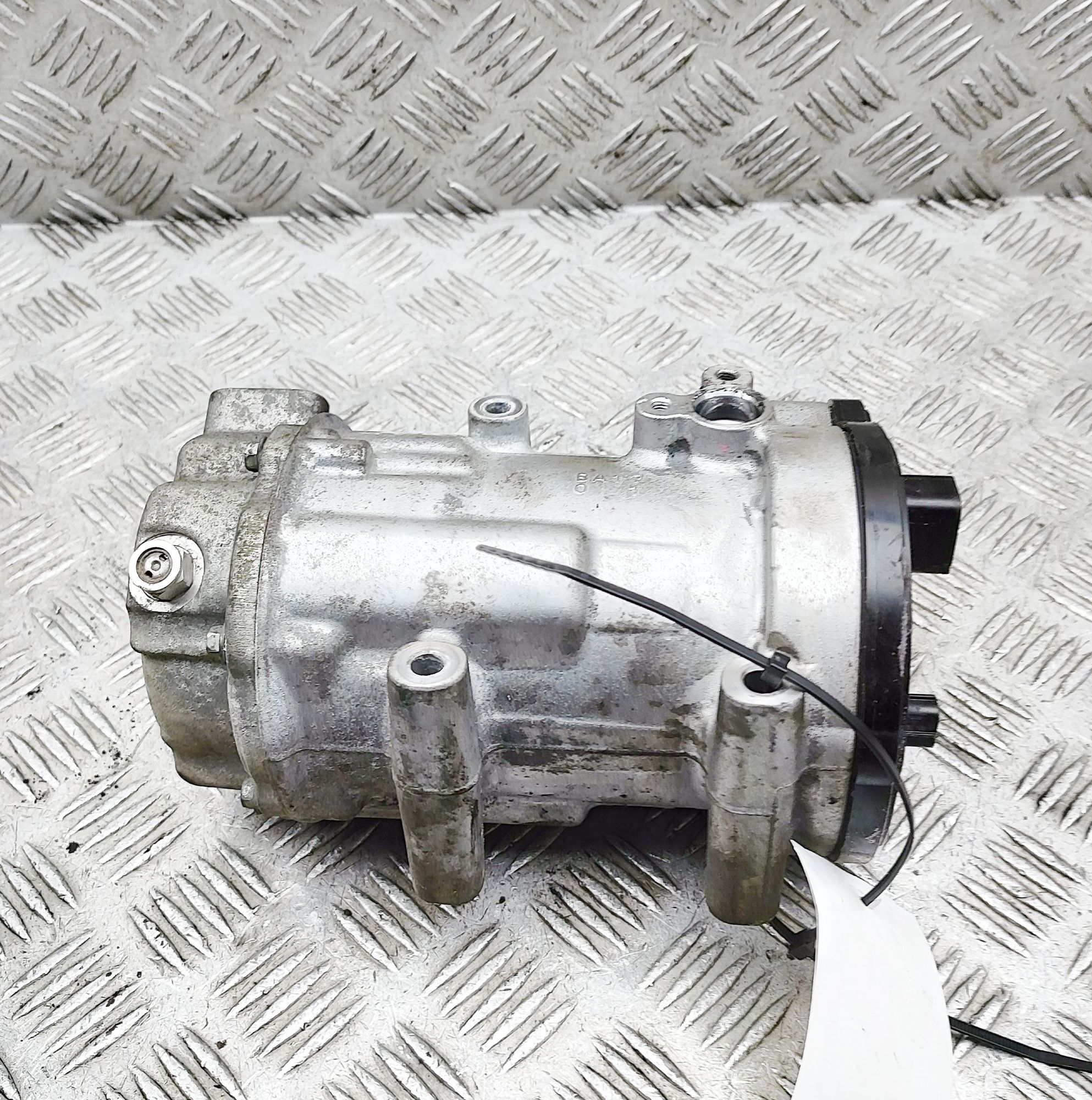 Toyota RAV4 (XA50) Air-conditioning compressor Air-conditioning compressor — TOYOTA RAV (4 V X...