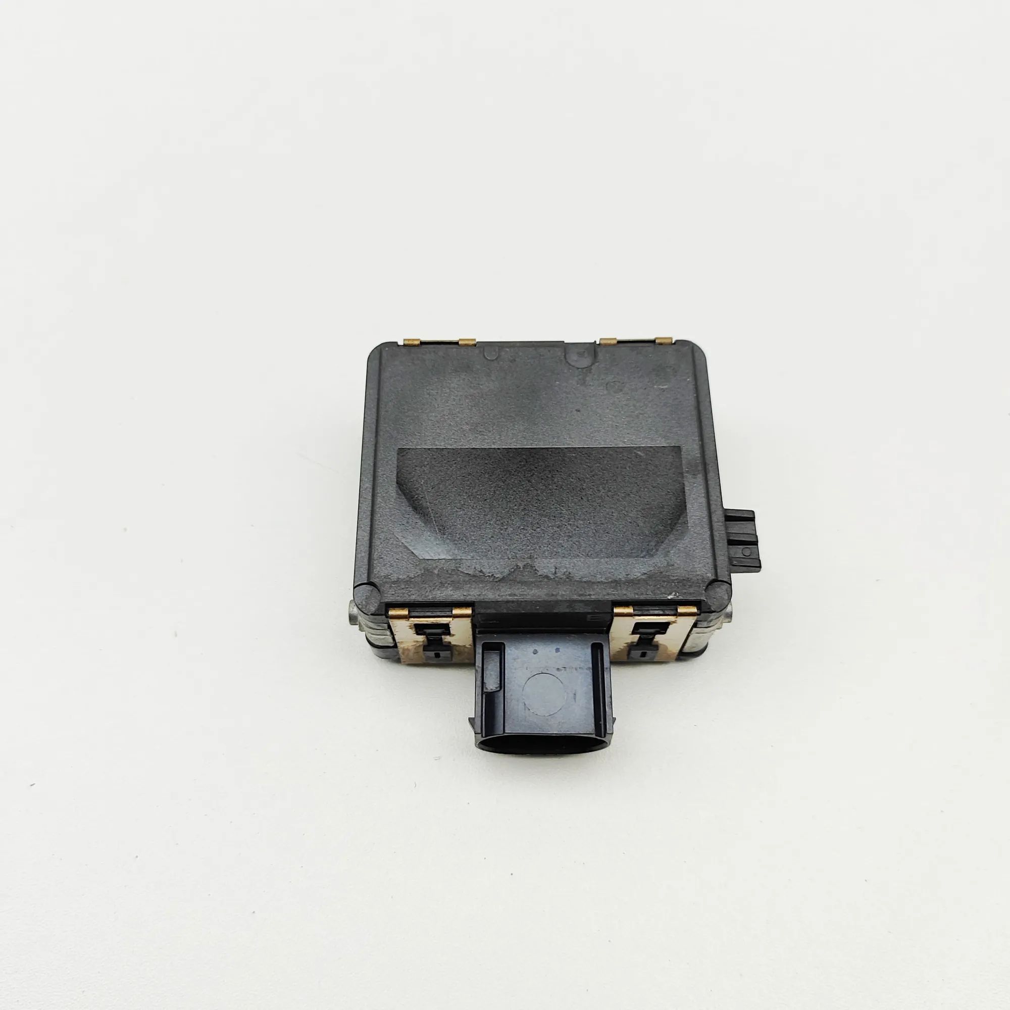 Audi Q3 (F3) Blind Spot Control Module Blind Spot Control Module — AUDI Q3 (F3) (2018-...
