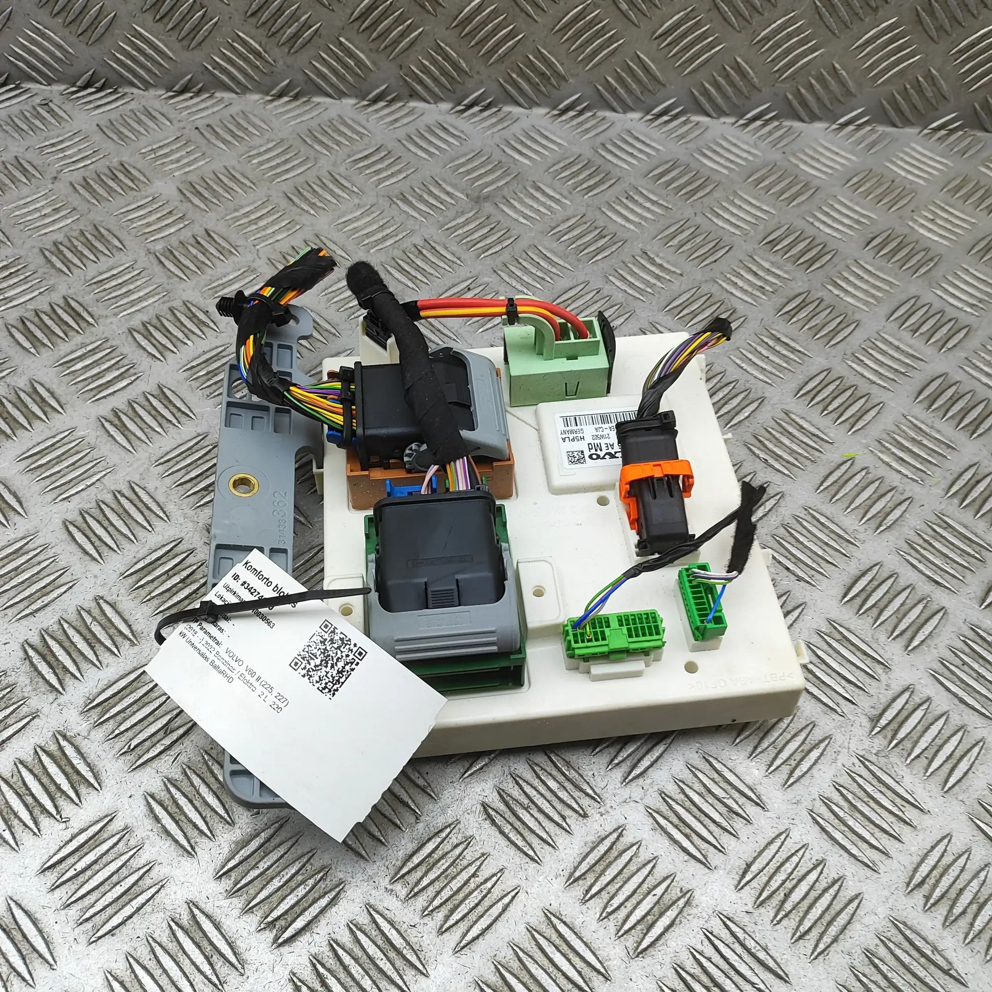 Volvo V60 Comfort Control Unit Comfort Control Unit — VOLVO V60 (II 225, 227) ...