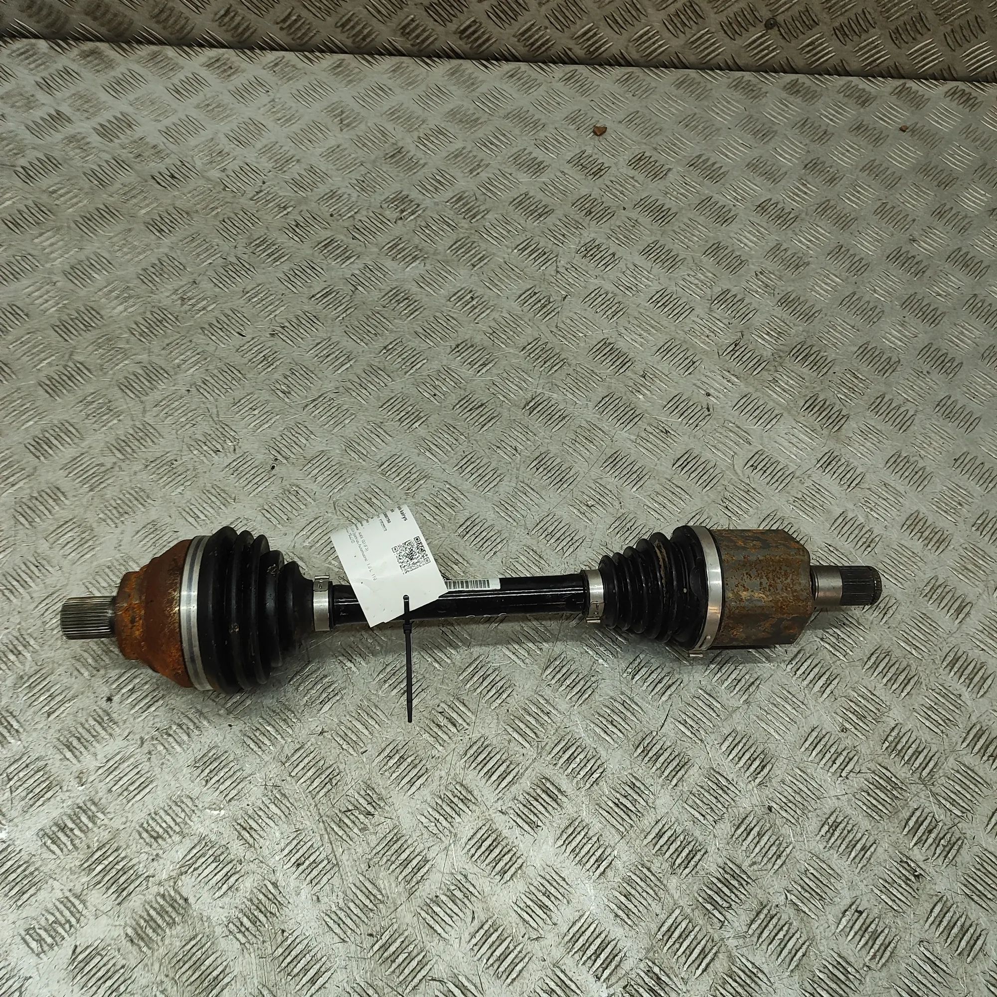 Audi Q3 (F3) Front Left Driveshaft Front Left Driveshaft — AUDI Q3 (F3) (2018-...)...