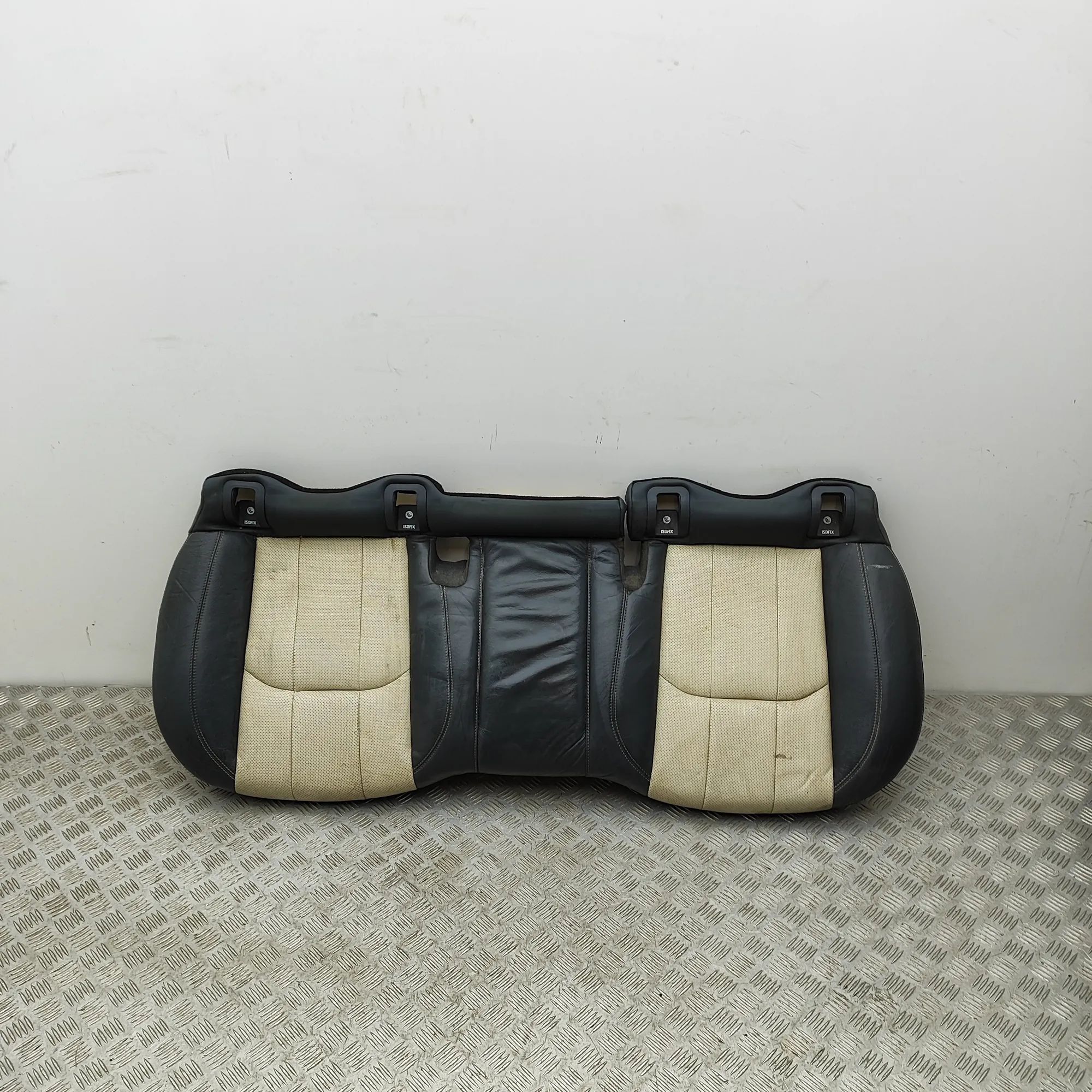 Land Rover Range Rover Evoque Rear seat Rear seat — LAND ROVER RANGE ROVER EVOQUE (L538...