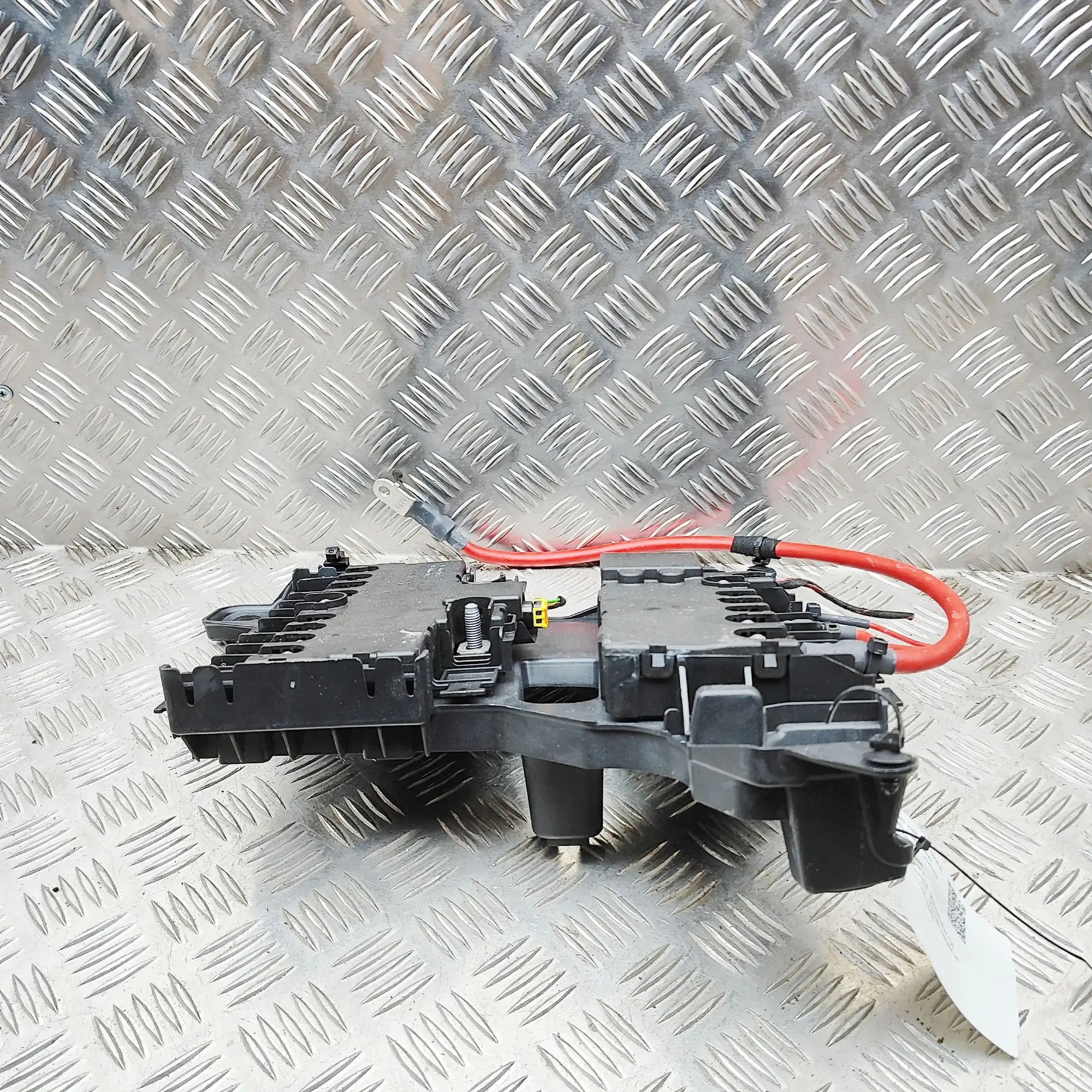 Mercedes-Benz EQS (V297 / X296) Fuse Box Module Fuse Box Module — MERCEDES BENZ EQS (V297) (202...