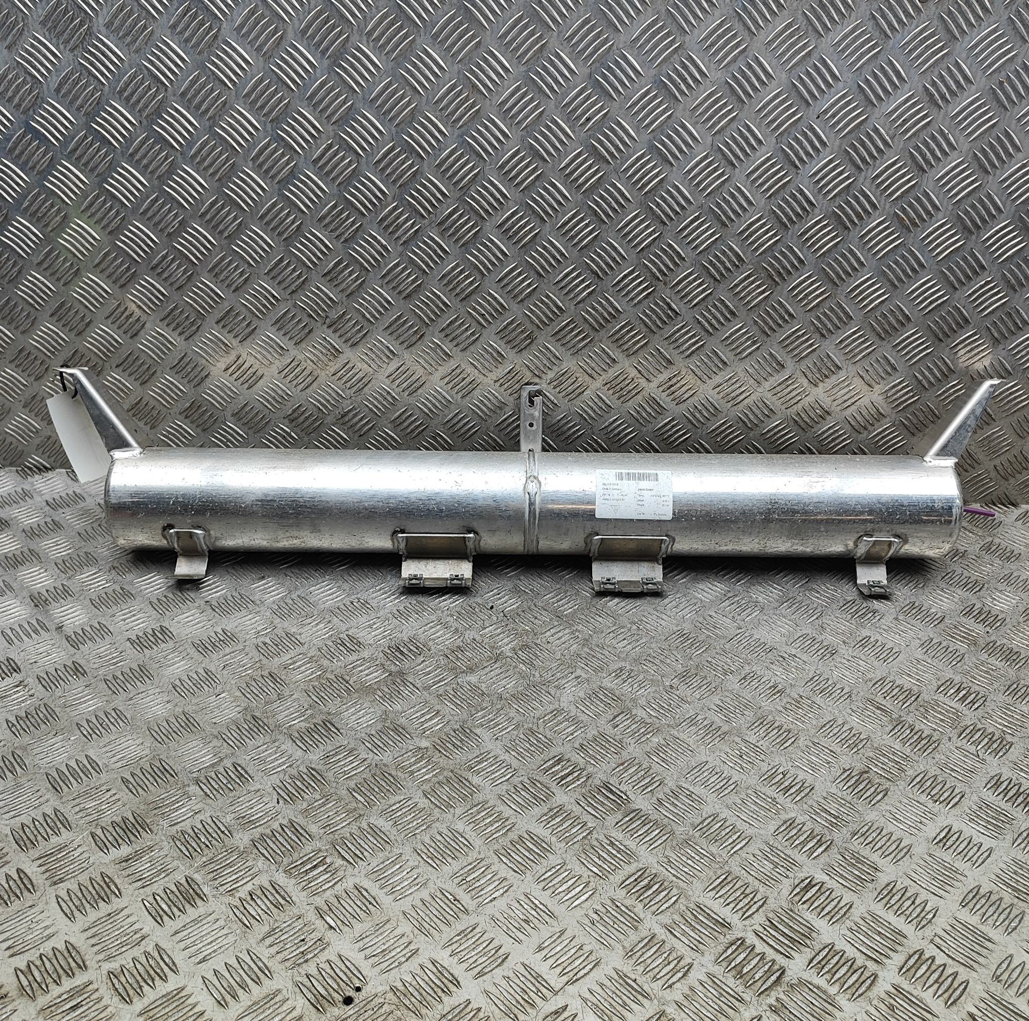 Porsche Macan (XAB) Air reservoir Air reservoir — PORSCHE MACAN (XAB) (2024-...) ...