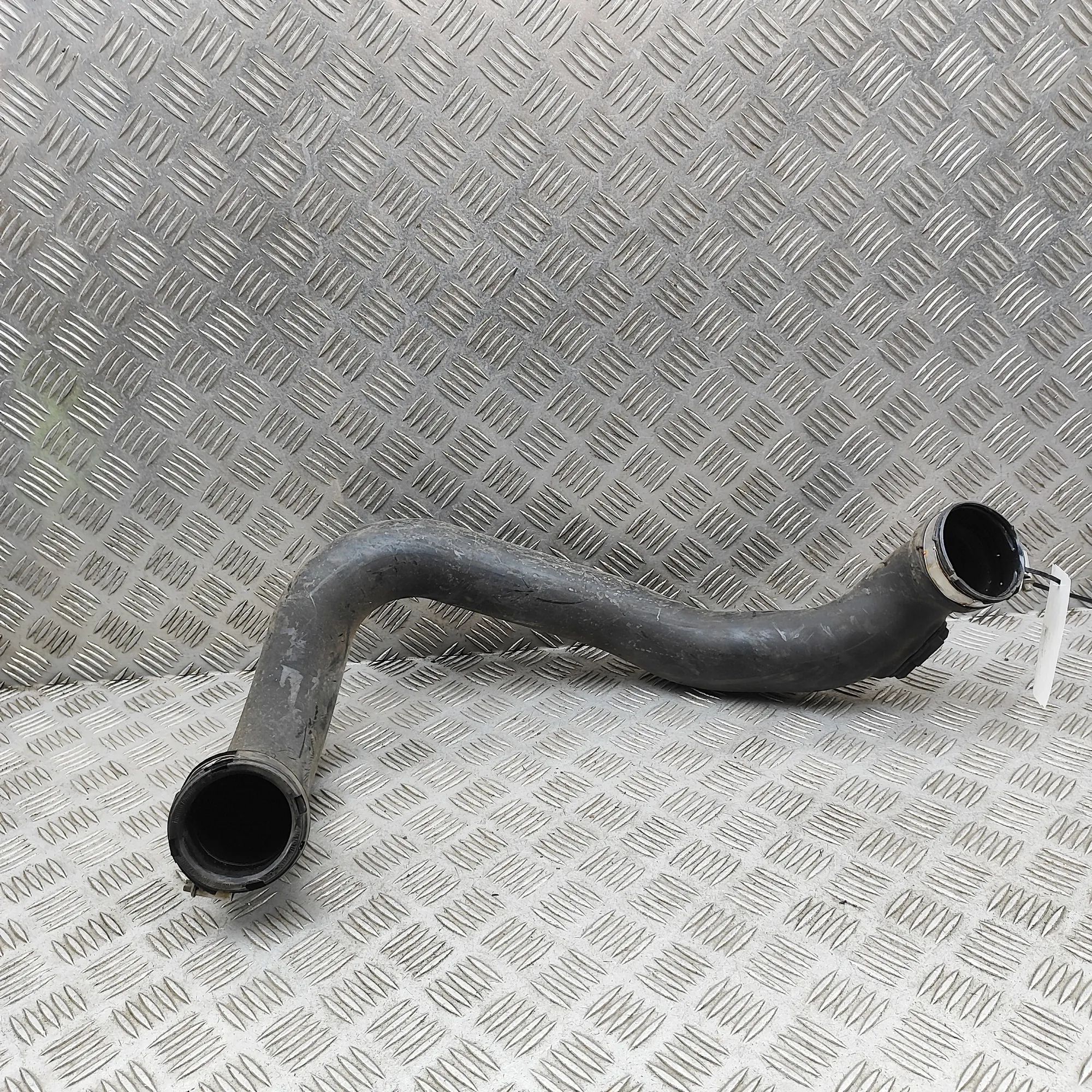 Audi Q5 (8R) Intercooler Hose Pipe Intercooler Hose Pipe — AUDI Q5 (FY) (2016-...)...