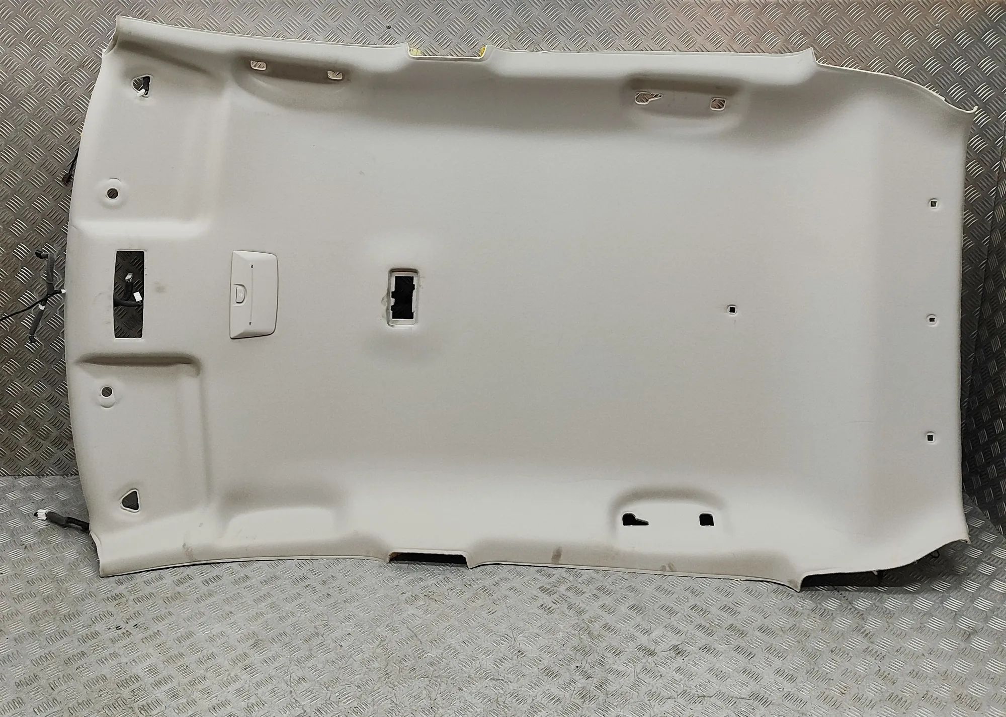 Nissan Leaf Roof Headliner Roof Headliner — NISSAN LEAF (ZE1) (2017-...) —...