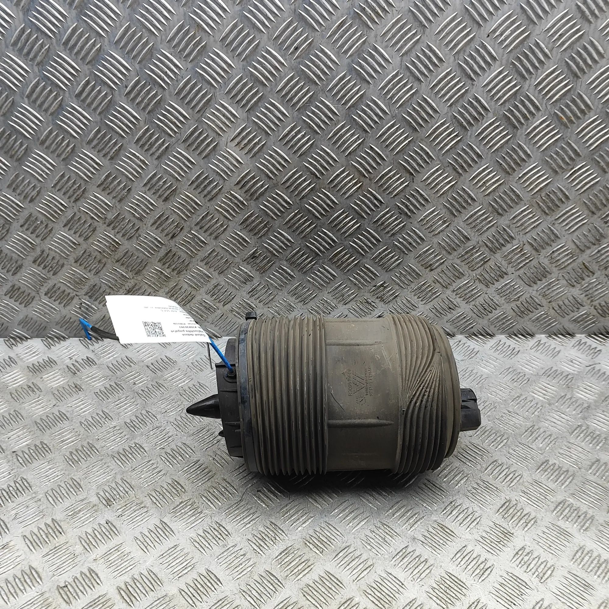 Audi Q5 (8R) Rear Right Air Suspension Spring Bag Rear Right Air Suspension Spring Bag — AUDI Q5 ...