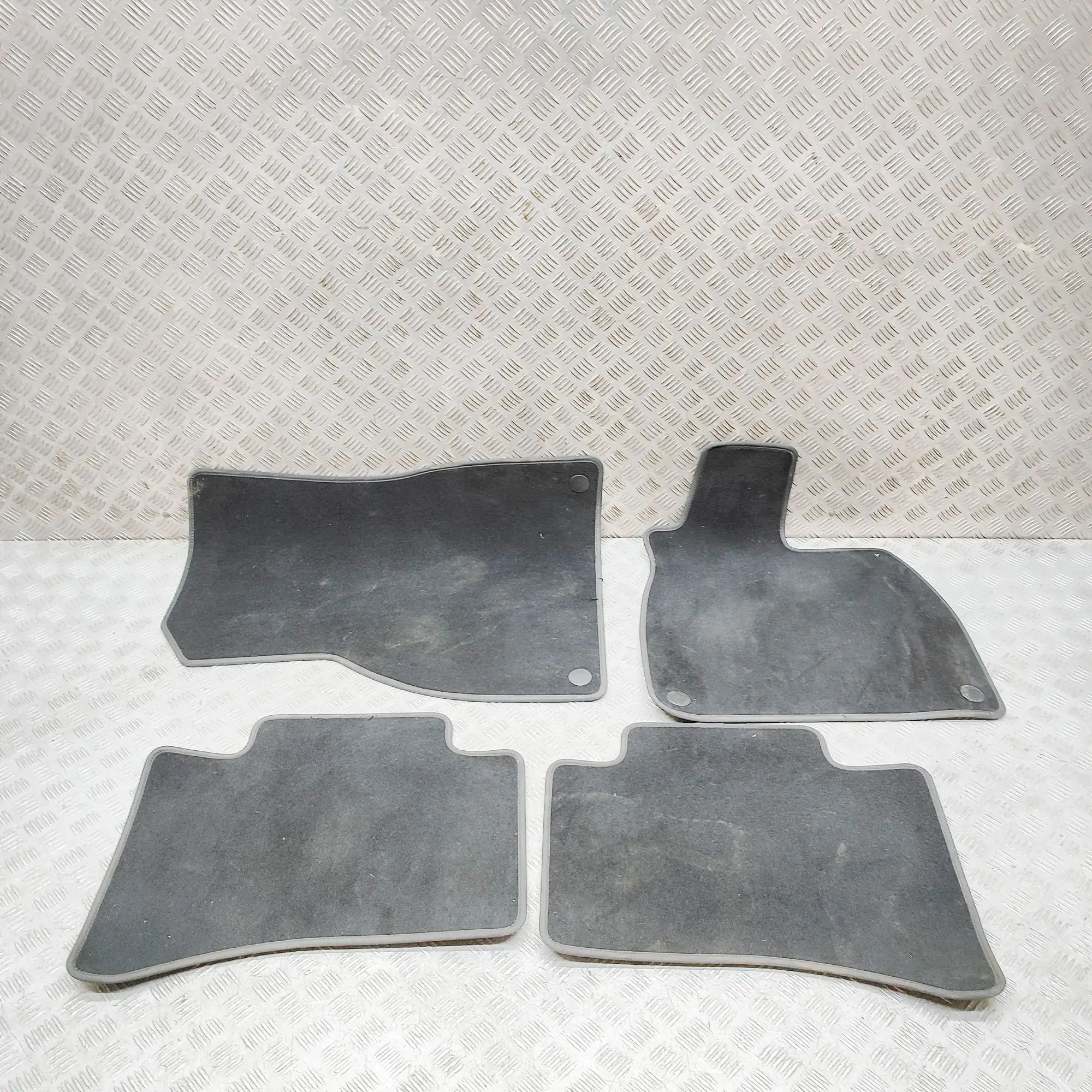 Mercedes-Benz EQS (V297 / X296) Floor Mat Set Floor mat set — MERCEDES BENZ EQS (V297) (2021-...