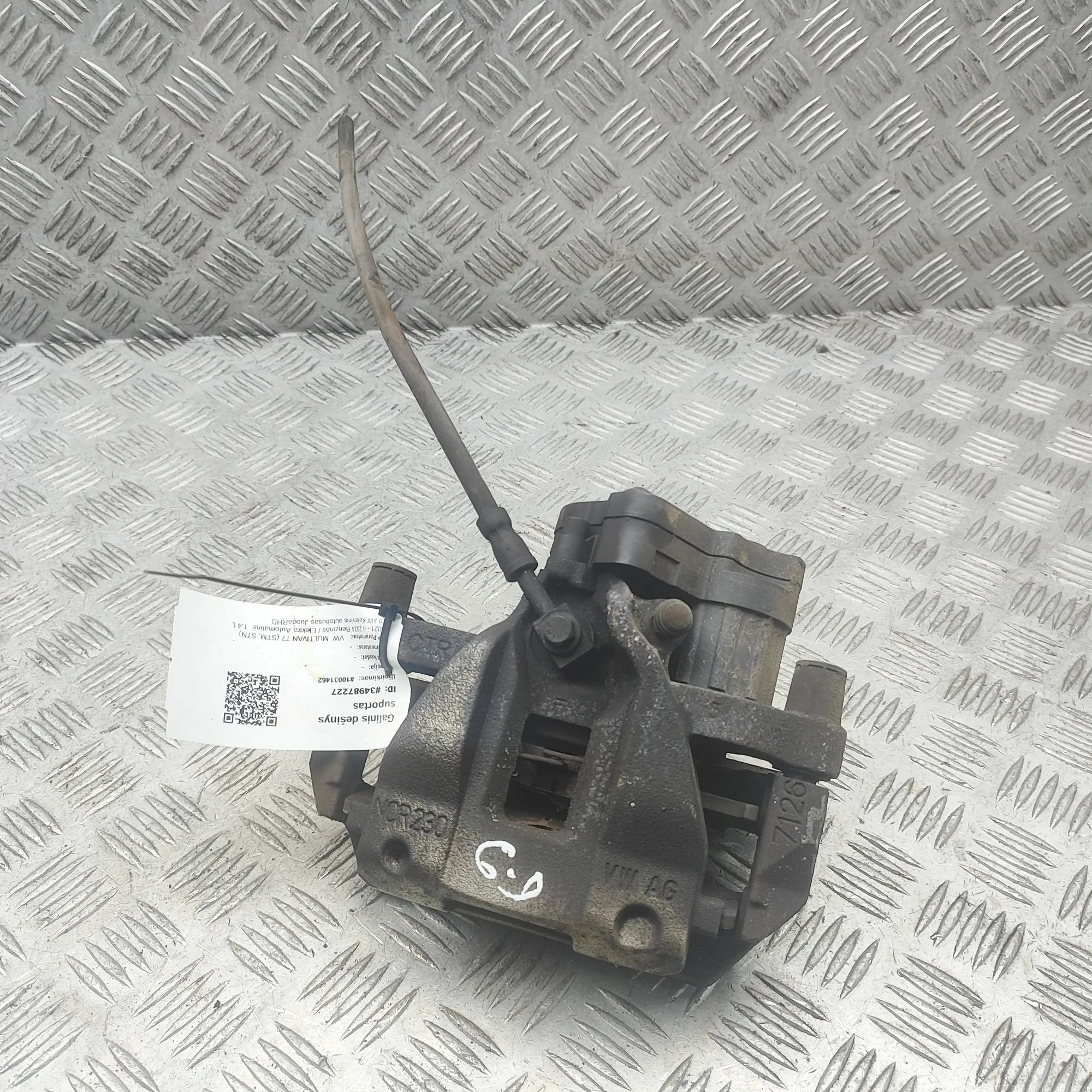Volkswagen Multivan (T7) Brake caliper — rear right