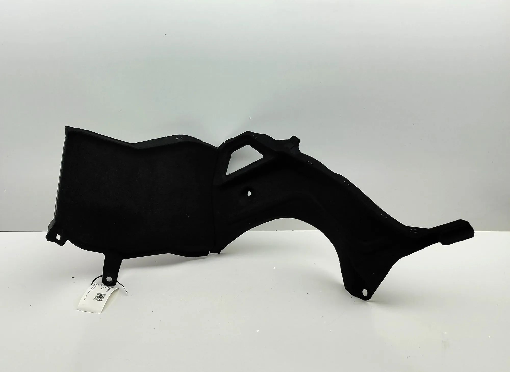 Nissan GT-R Right Side Trunk Trim Right Side Trunk Trim — NISSAN GT-R (R35) (2007...