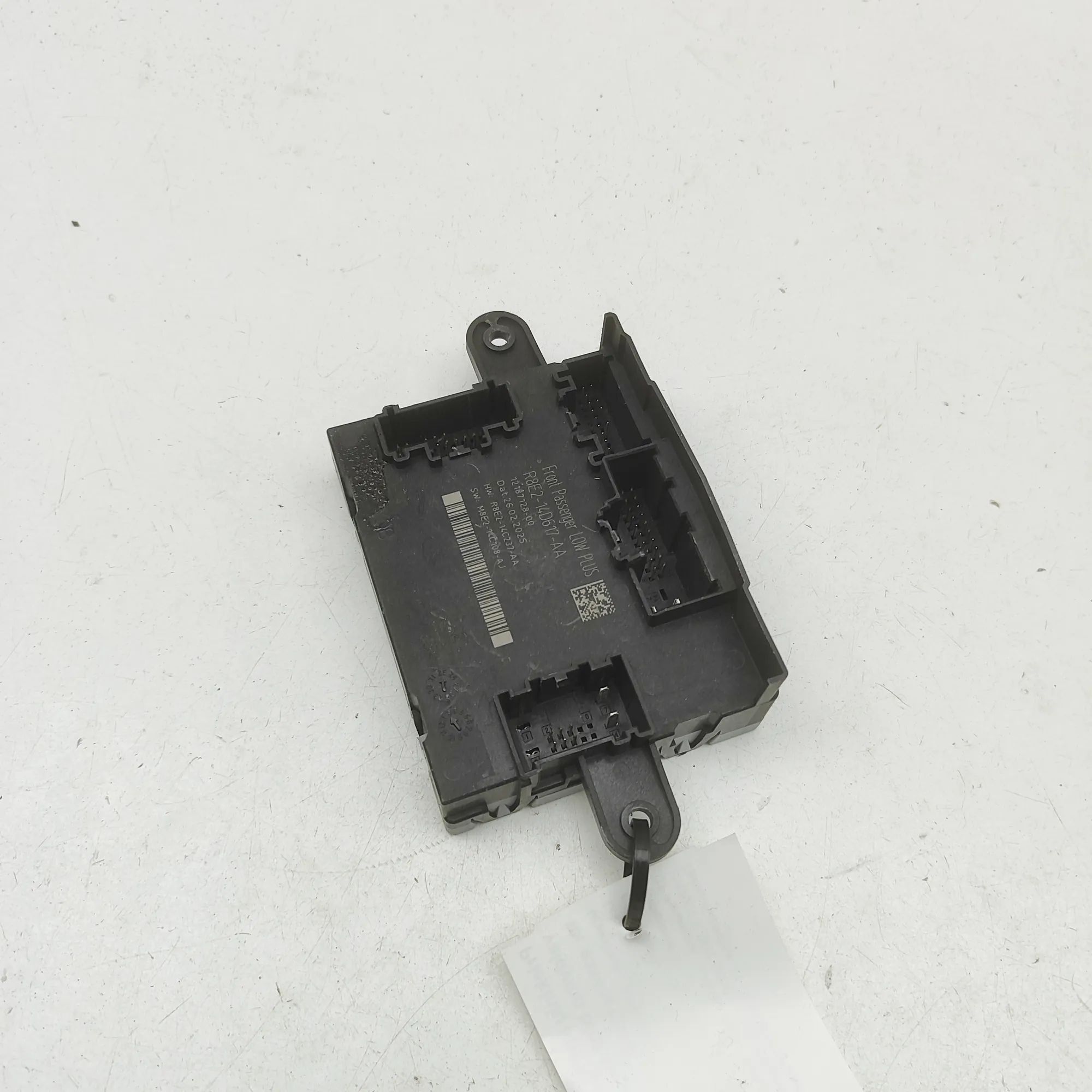 Land Rover Range Rover Evoque Door control unit — front left Door control unit — front left — LAND ROVER RAN...