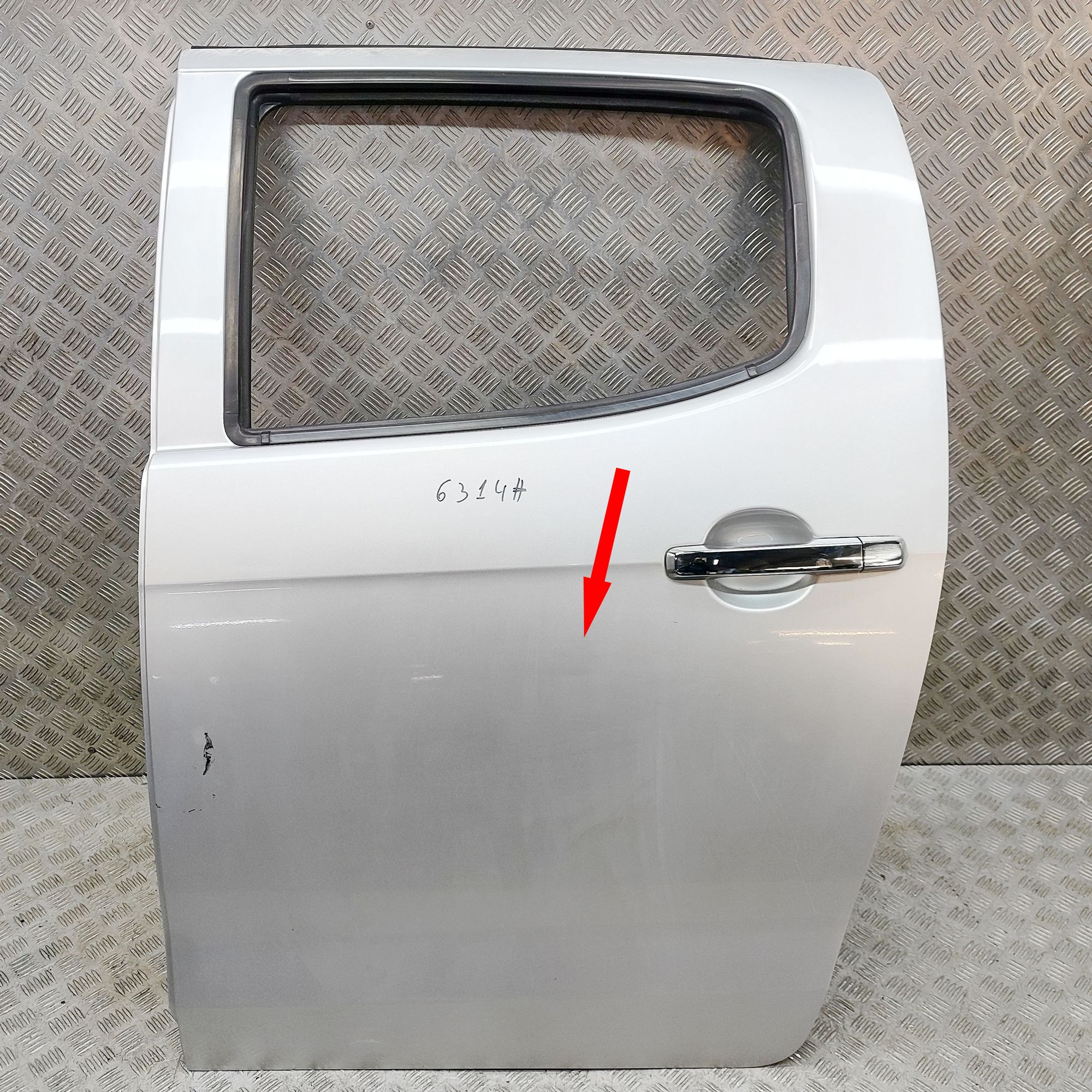 Isuzu D-Max Door — rear left Door — rear left — ISUZU D-MAX (II TFR, TFS) (2...