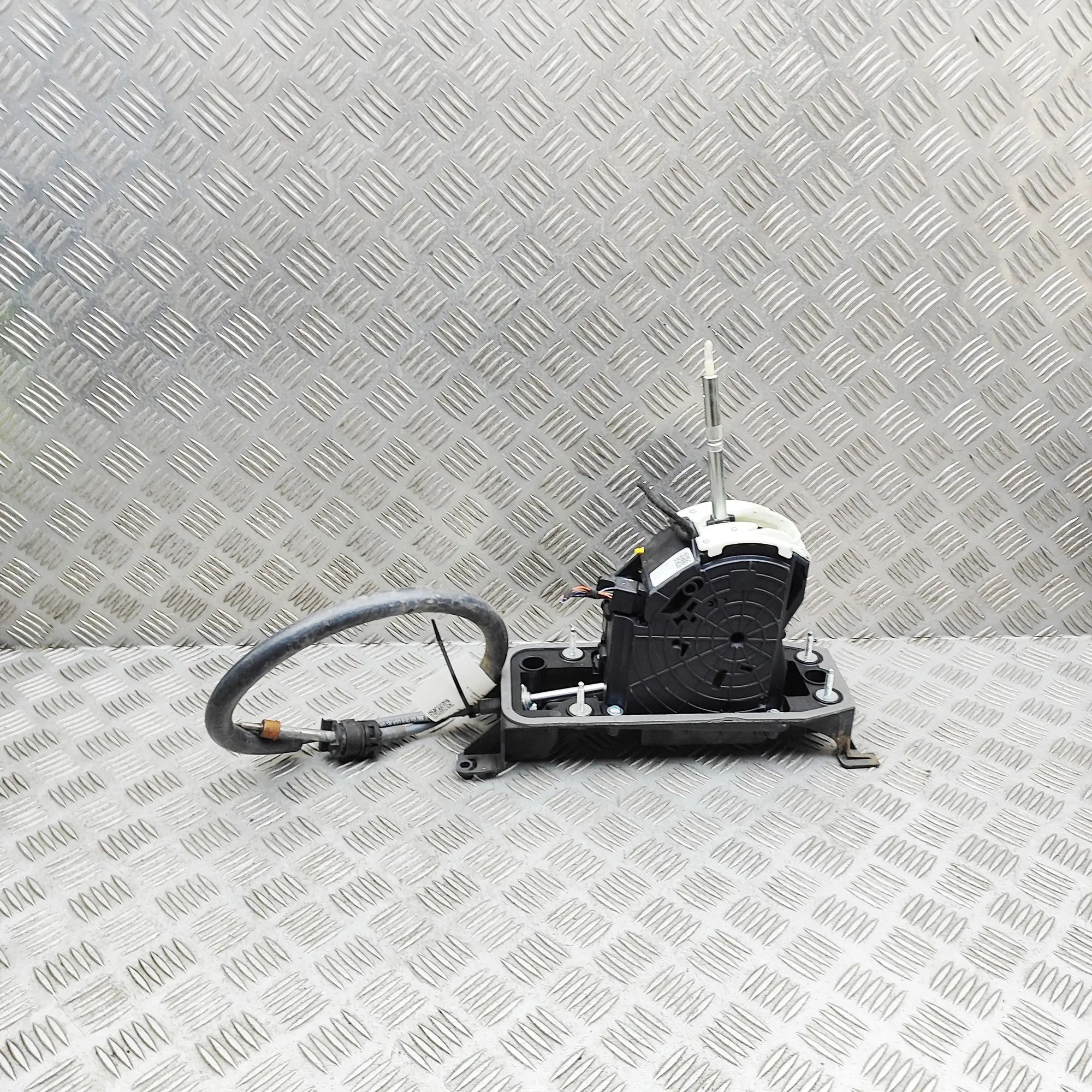 Audi TT (8S) Gear Shifting Mechanism Gear Shifting Mechanism — AUDI TT (FV3) (2014-....