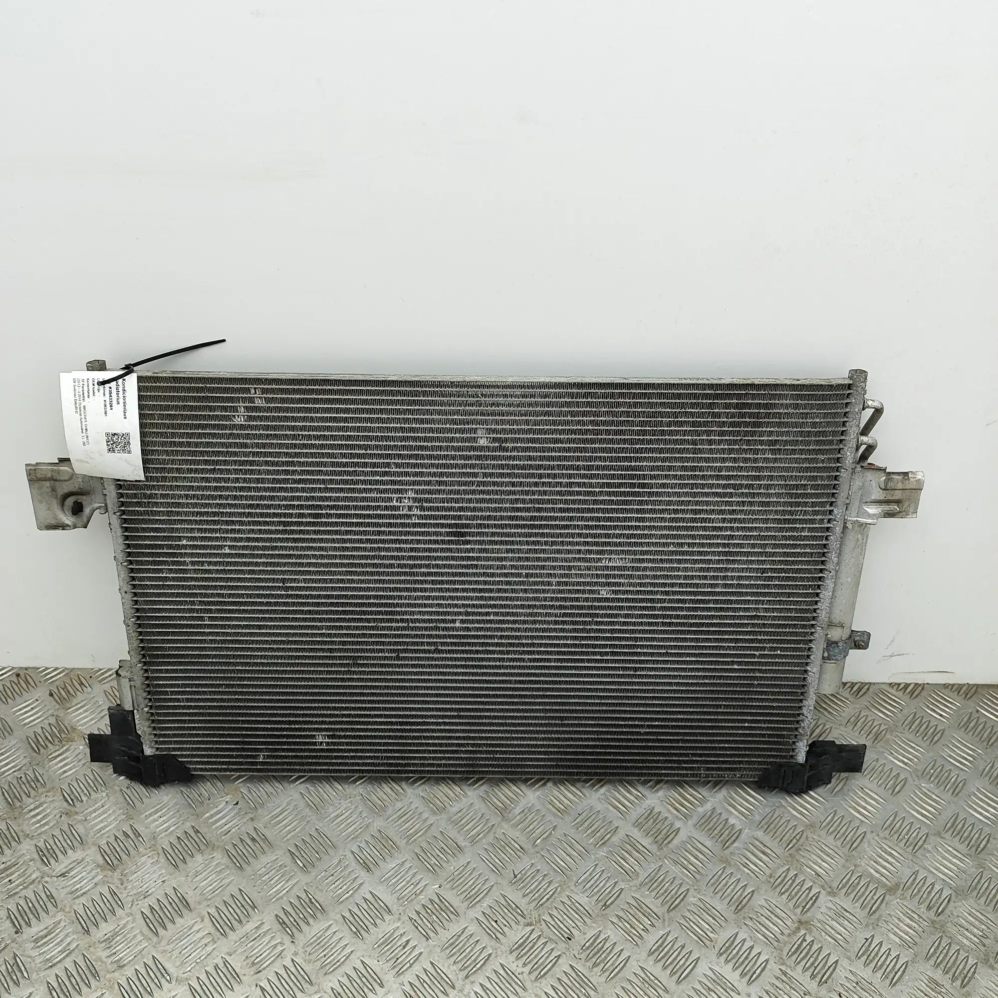 Maserati Ghibli A/C Air Con Radiator A/C Air Con Radiator — MASERATI GHIBLI (M157) (...