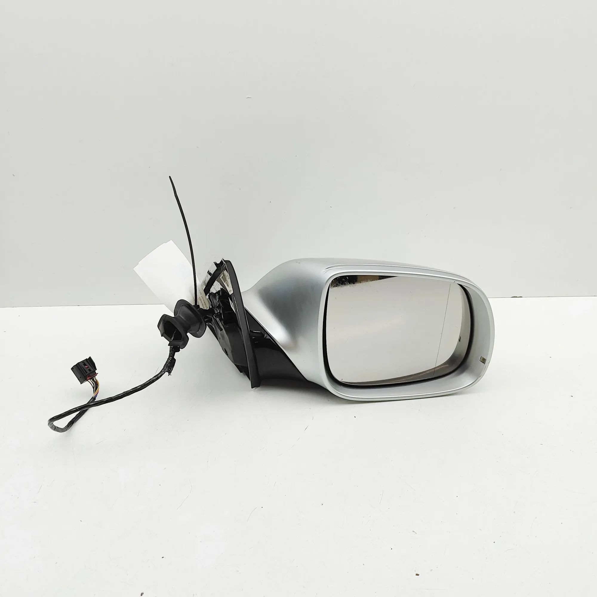Audi Q5 (8R) Right Side Wing Mirror Right Side Wing Mirror — AUDI Q5 (8R) (2008-201...