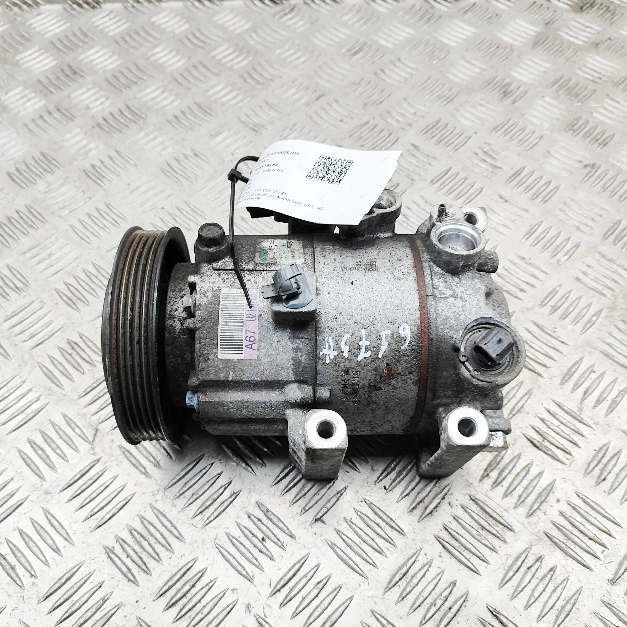 Kia ceed (JD) Air-conditioning compressor Air-conditioning compressor — KIA CEE\'D (JD) (...
