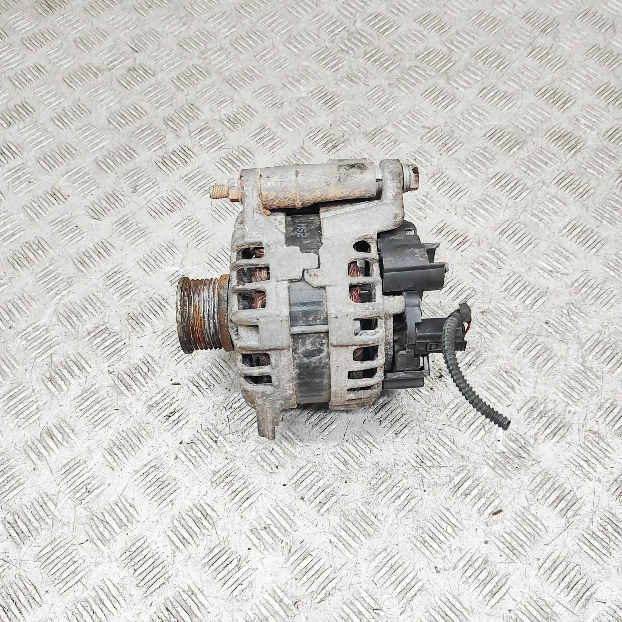 Iveco Daily Alternator Alternator — IVECO DAILY (VI Van) (2014-...) — ...