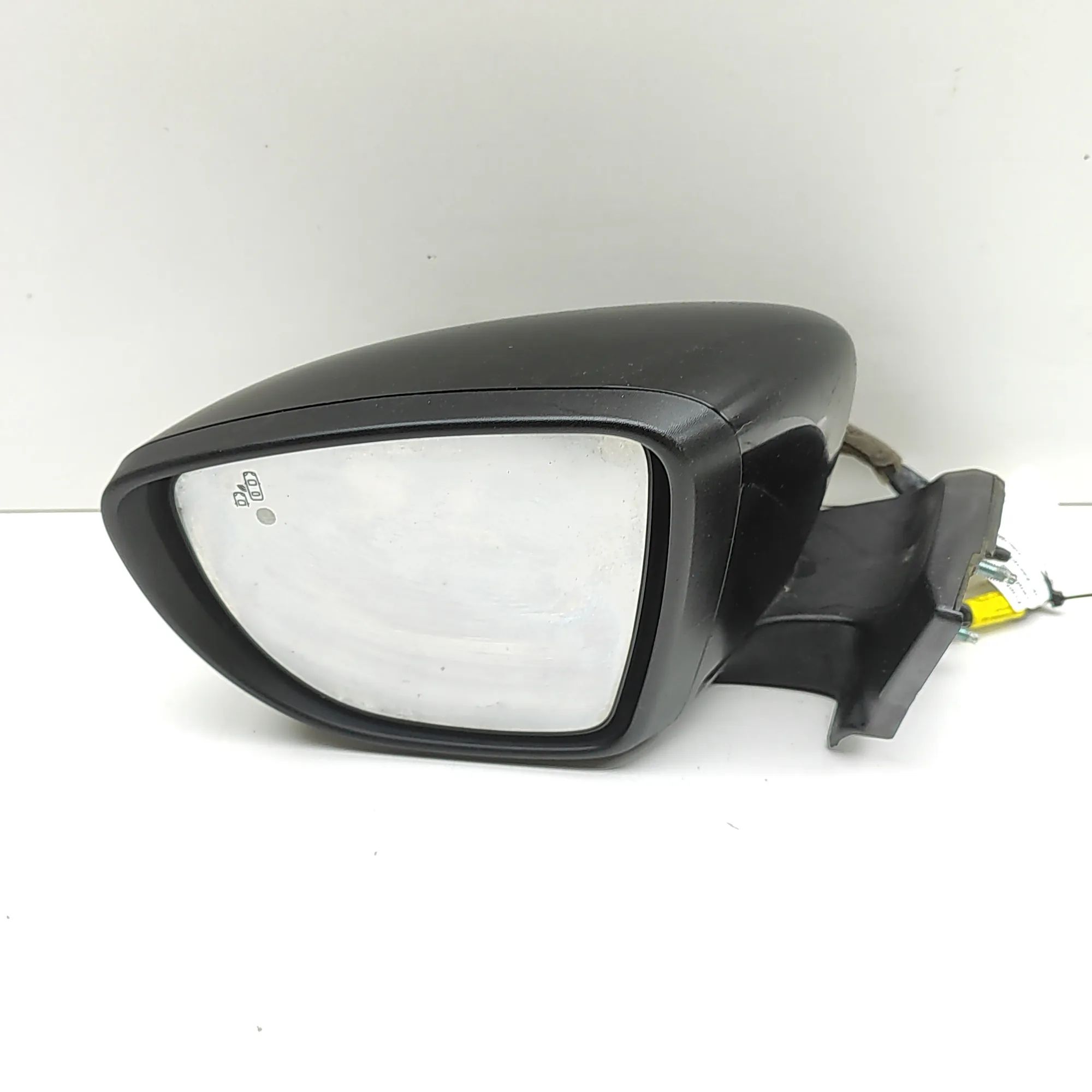 Nissan Leaf Left Side Wing Mirror Left Side Wing Mirror — NISSAN LEAF (ZE1) (2017...