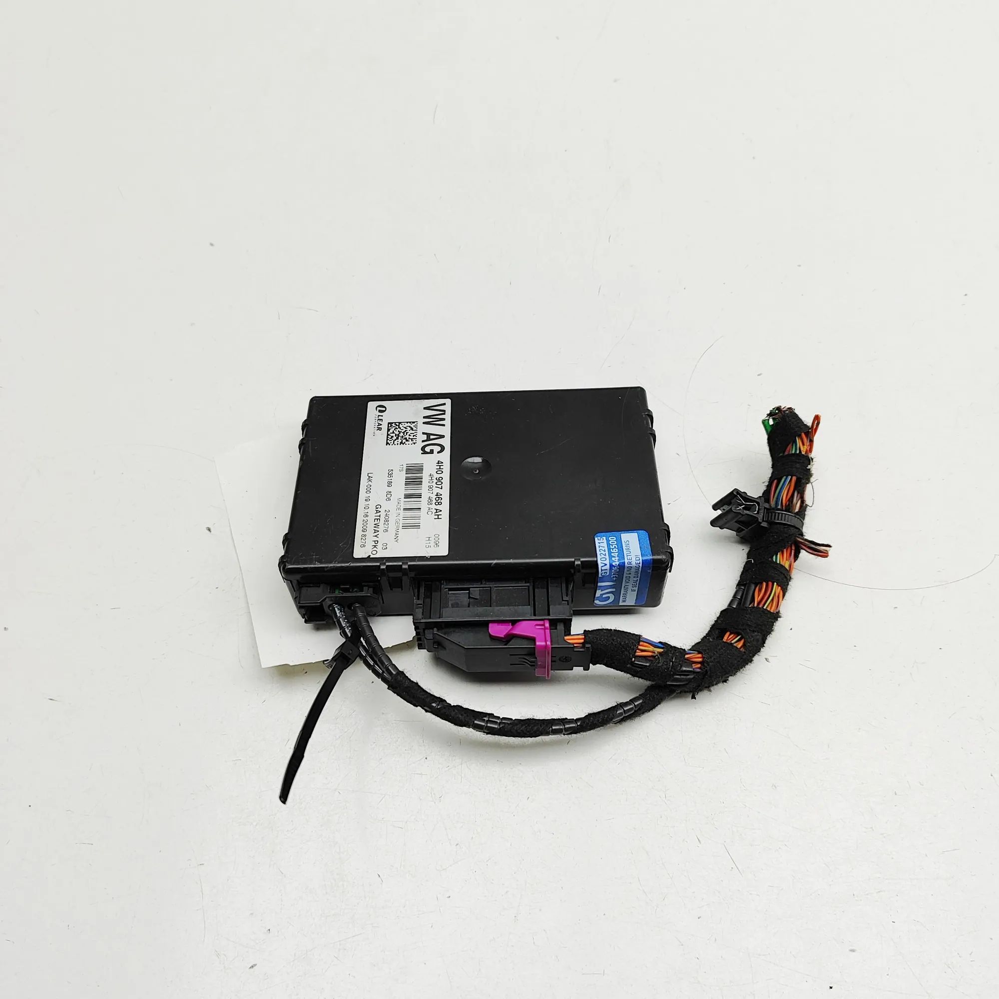 Audi A8 (D4) Gateway Control Unit Gateway Control Unit — AUDI A8 (D4 4H_) (2009-2...