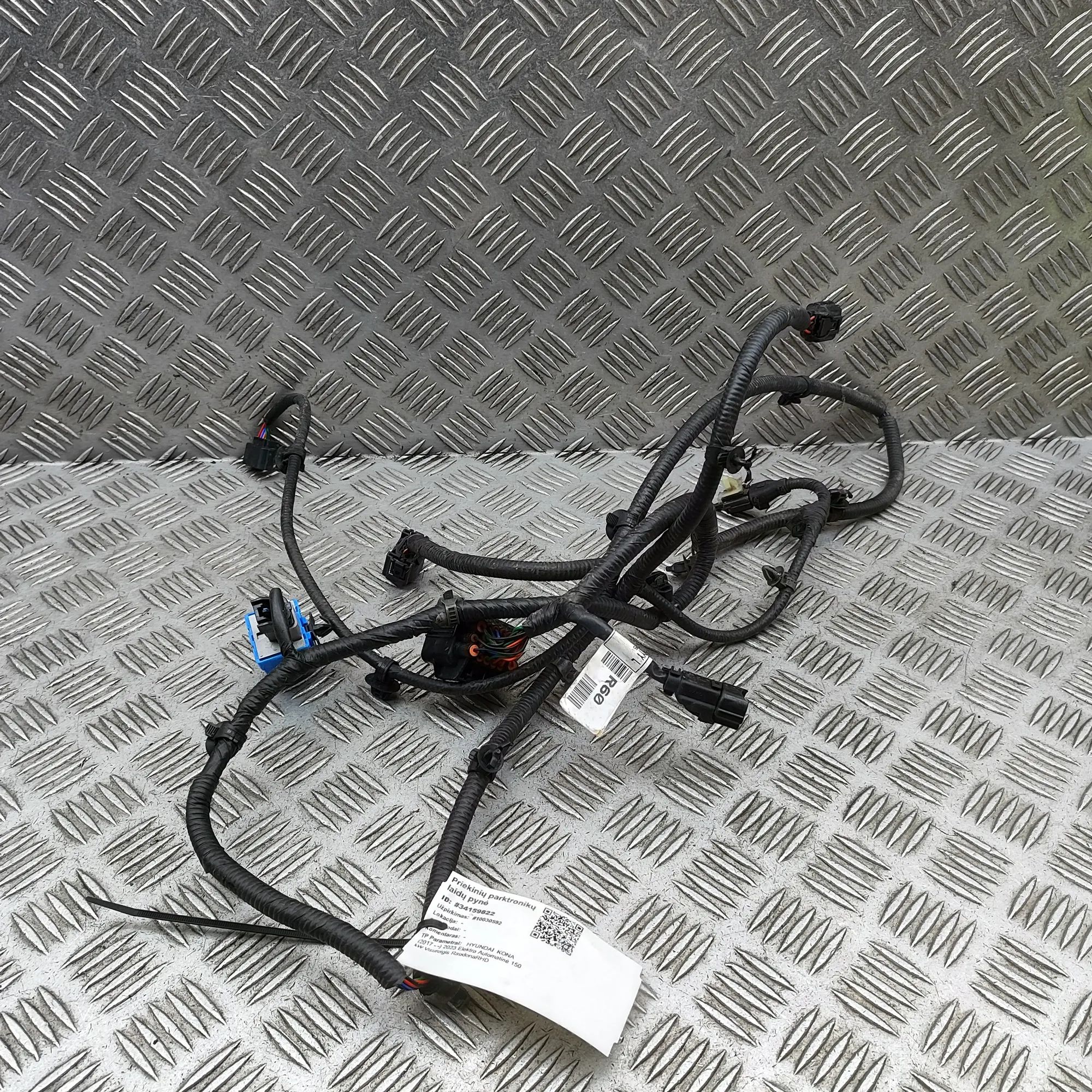 Hyundai Kona Front Parking Sensor Wiring Loom Front Parking Sensor Wiring Loom — HYUNDAI KONA...