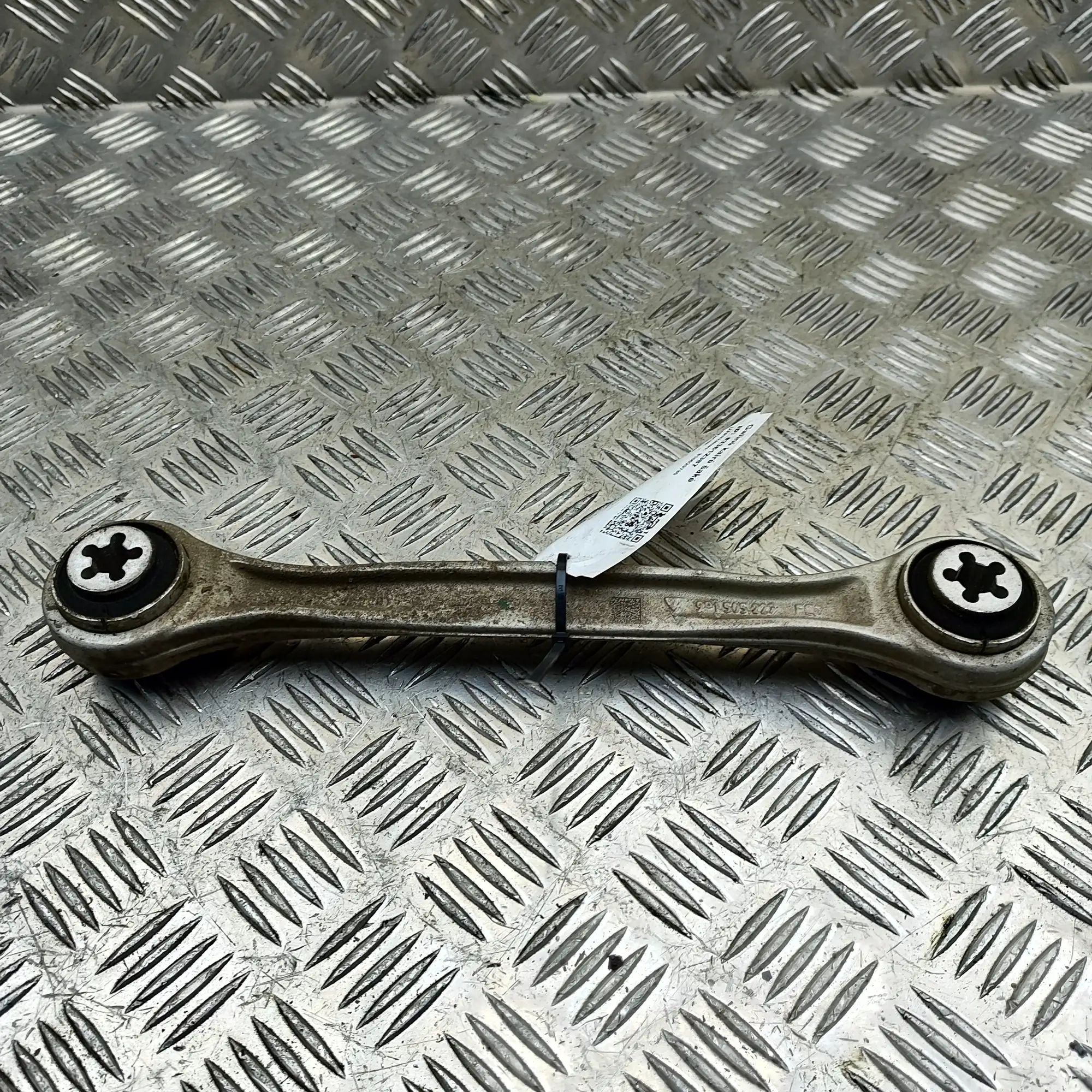 Porsche 911 (992) Control arm — rear left Control arm — rear left — PORSCHE 911 (992) (20...