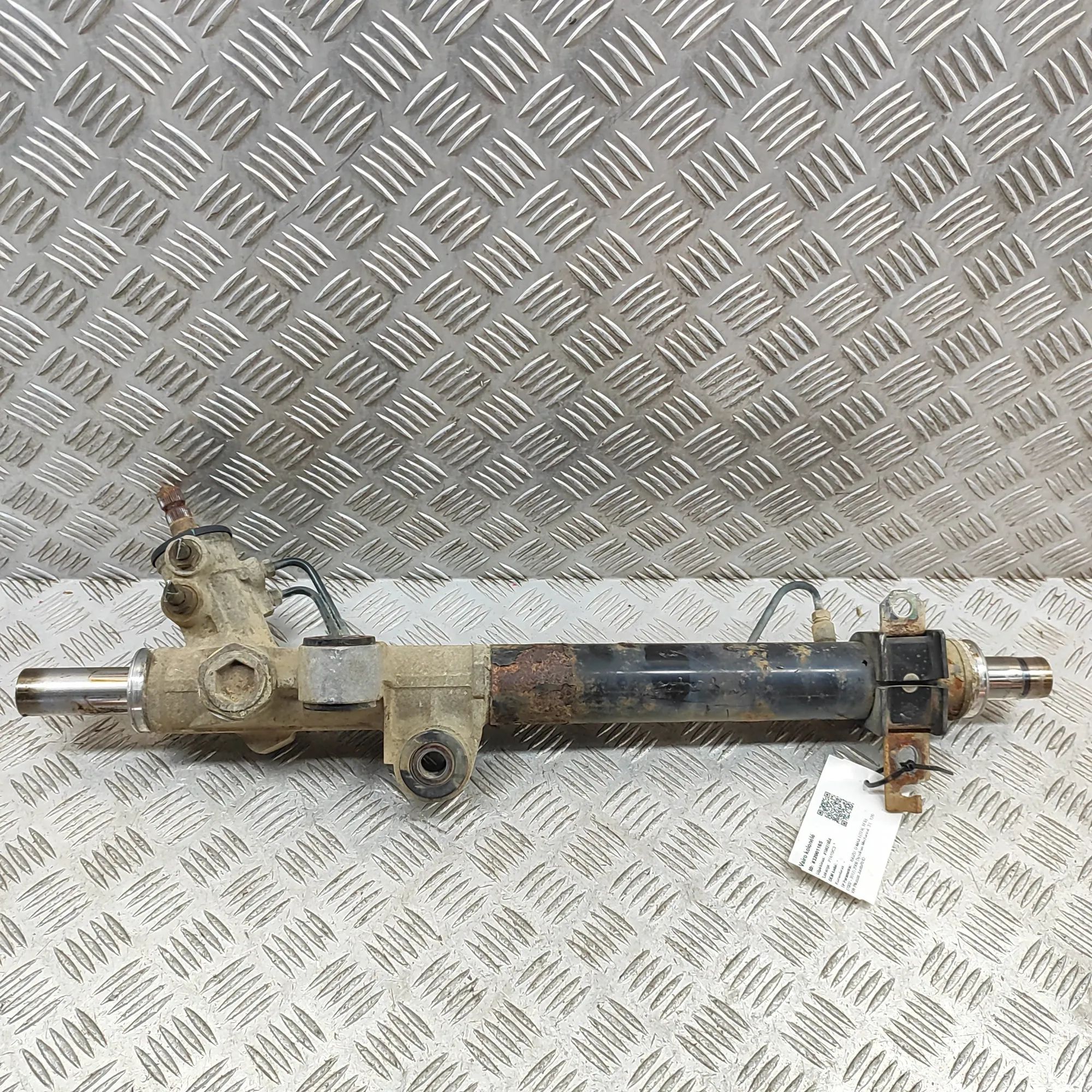 Isuzu D-Max ohjaushammastanko Steering Rack — ISUZU D-MAX (I TFR, TFS) (2002-...