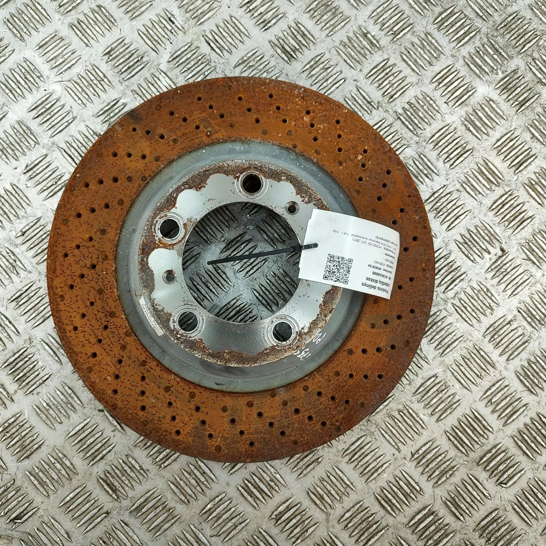 Porsche 911 (991) Front Right Brake Disc Front Right Brake Disc — PORSCHE 911 (991) (201...