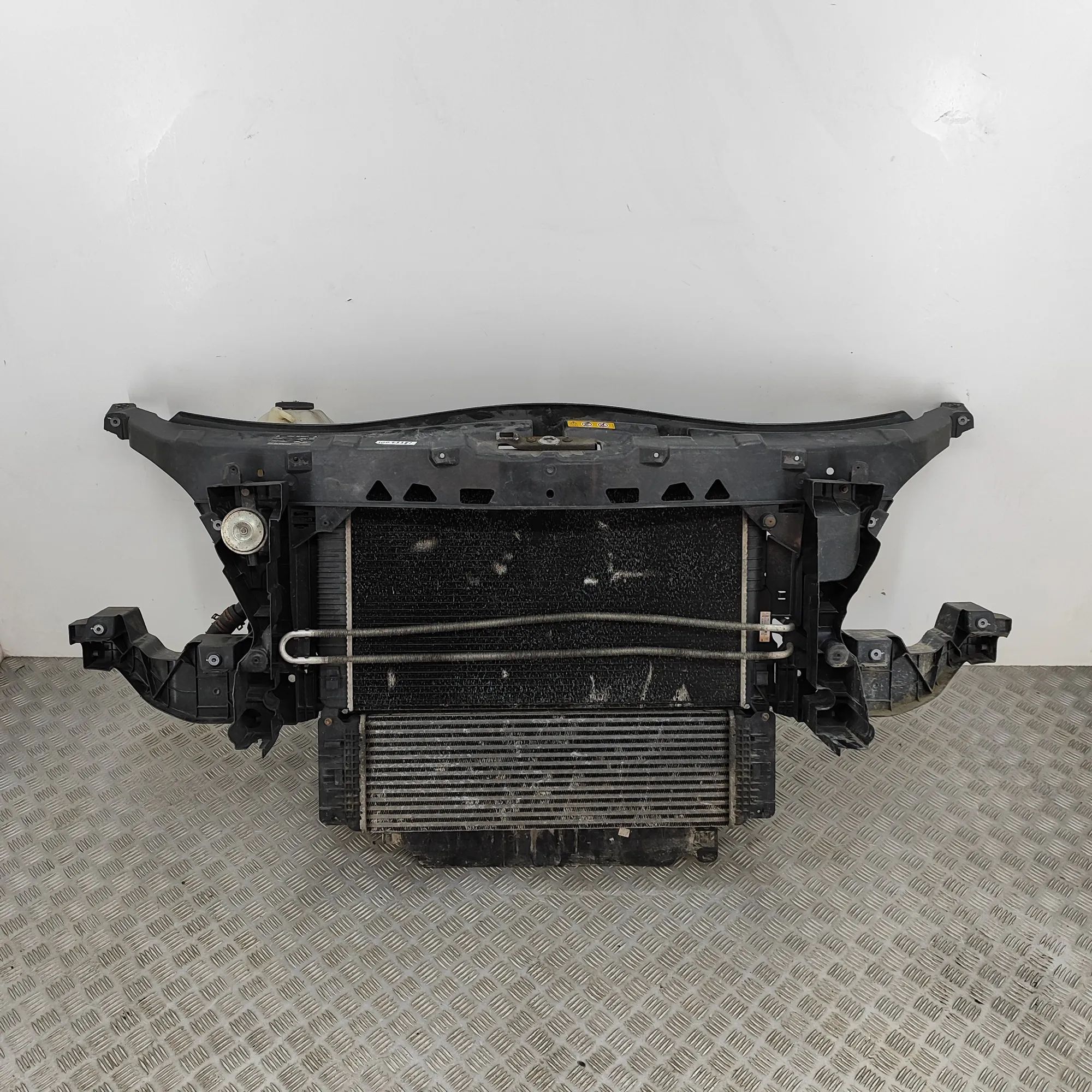 Mercedes-Benz Sprinter (W901-905) Slam Panel Frame Kit Slam Panel Frame Kit — MERCEDES BENZ SPRINTER (...