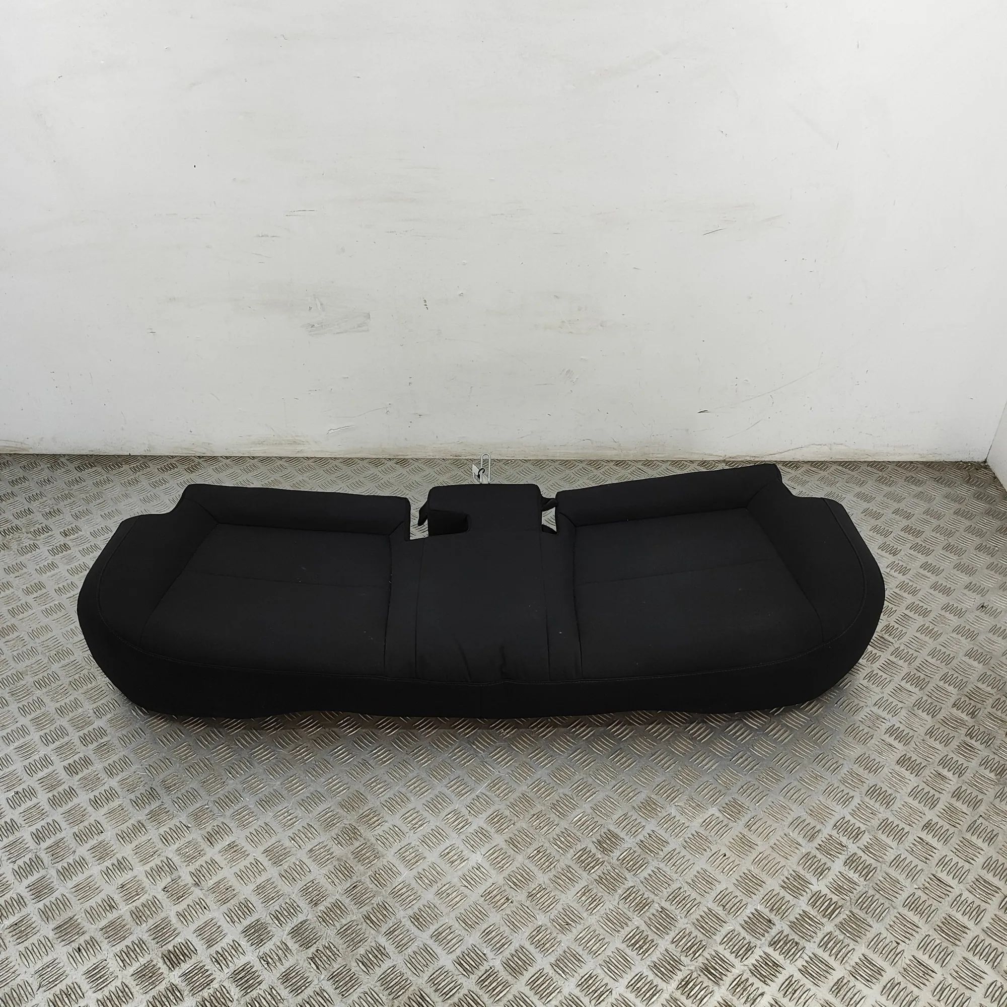 Hyundai Kona Заднее сиденье Rear seat — HYUNDAI KONA (SX2) (2023-...) — 891...